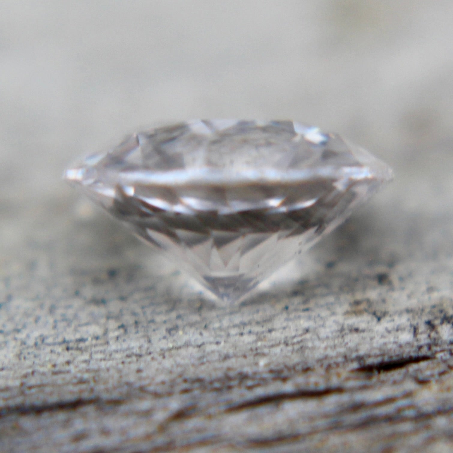 Natural Colourless Sapphire - Sapphirepal