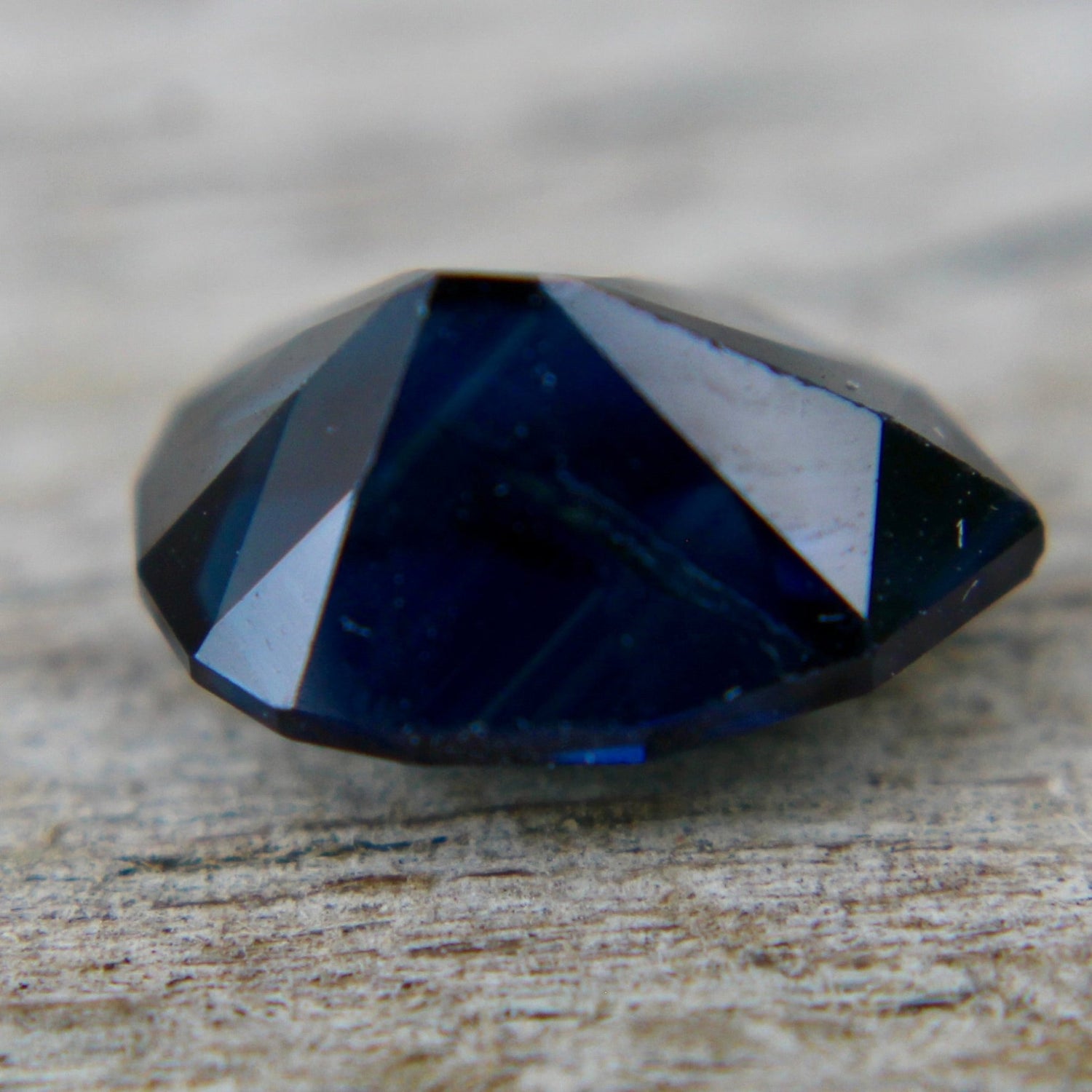 Natural Deep Blue Green Sapphire - Sapphirepal