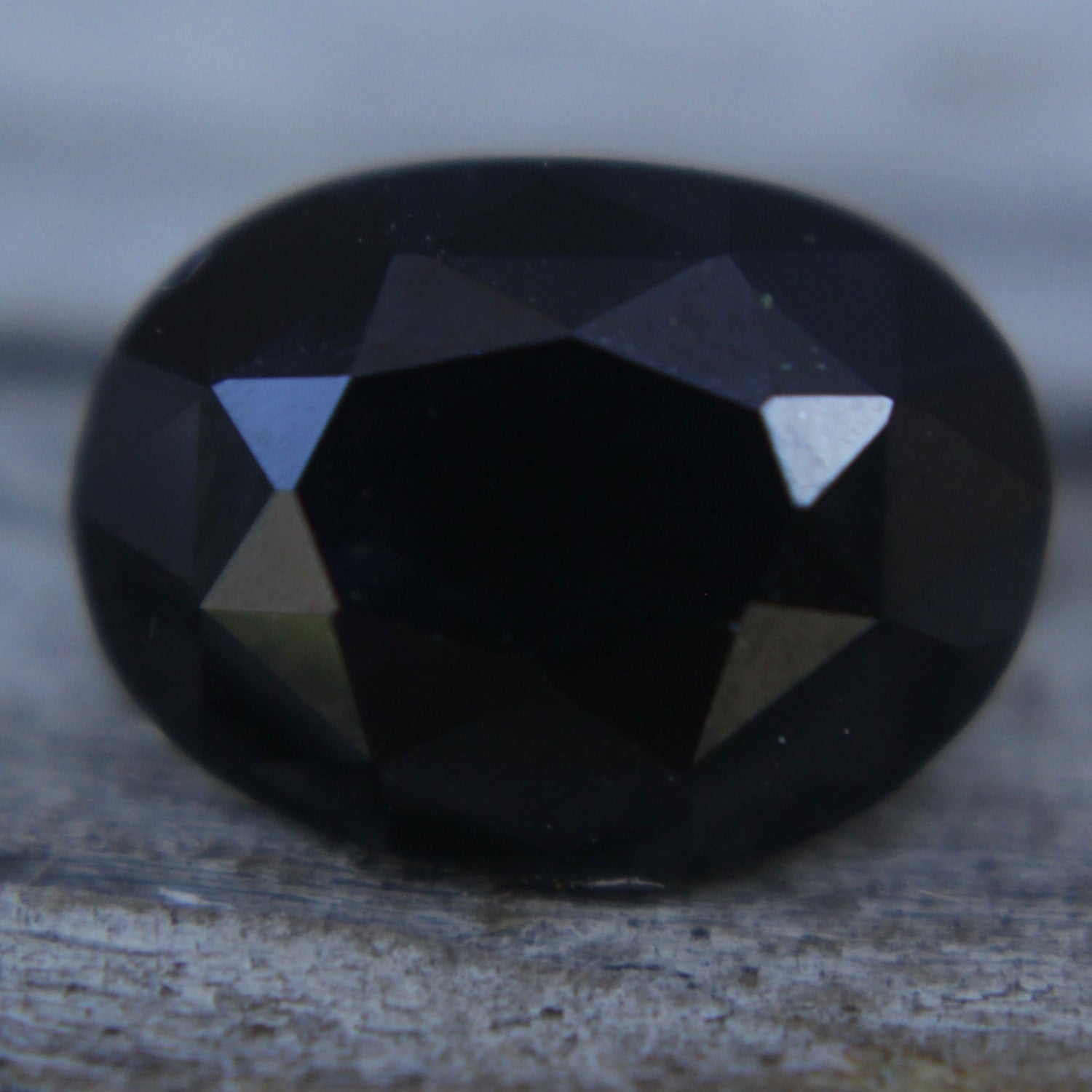 Natural Blue Sapphire | Oval Cut | 2.88 Carat | Ceylon Origin - Sapphire Pal