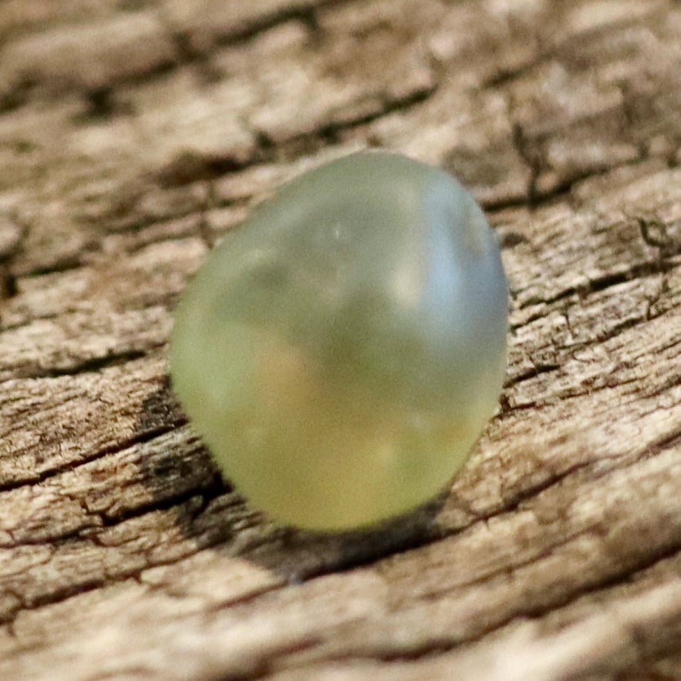 Natural Facet Rough Green Sapphire – 2.05 Carat | Unheated | Ceylon Origin - Sapphirepal