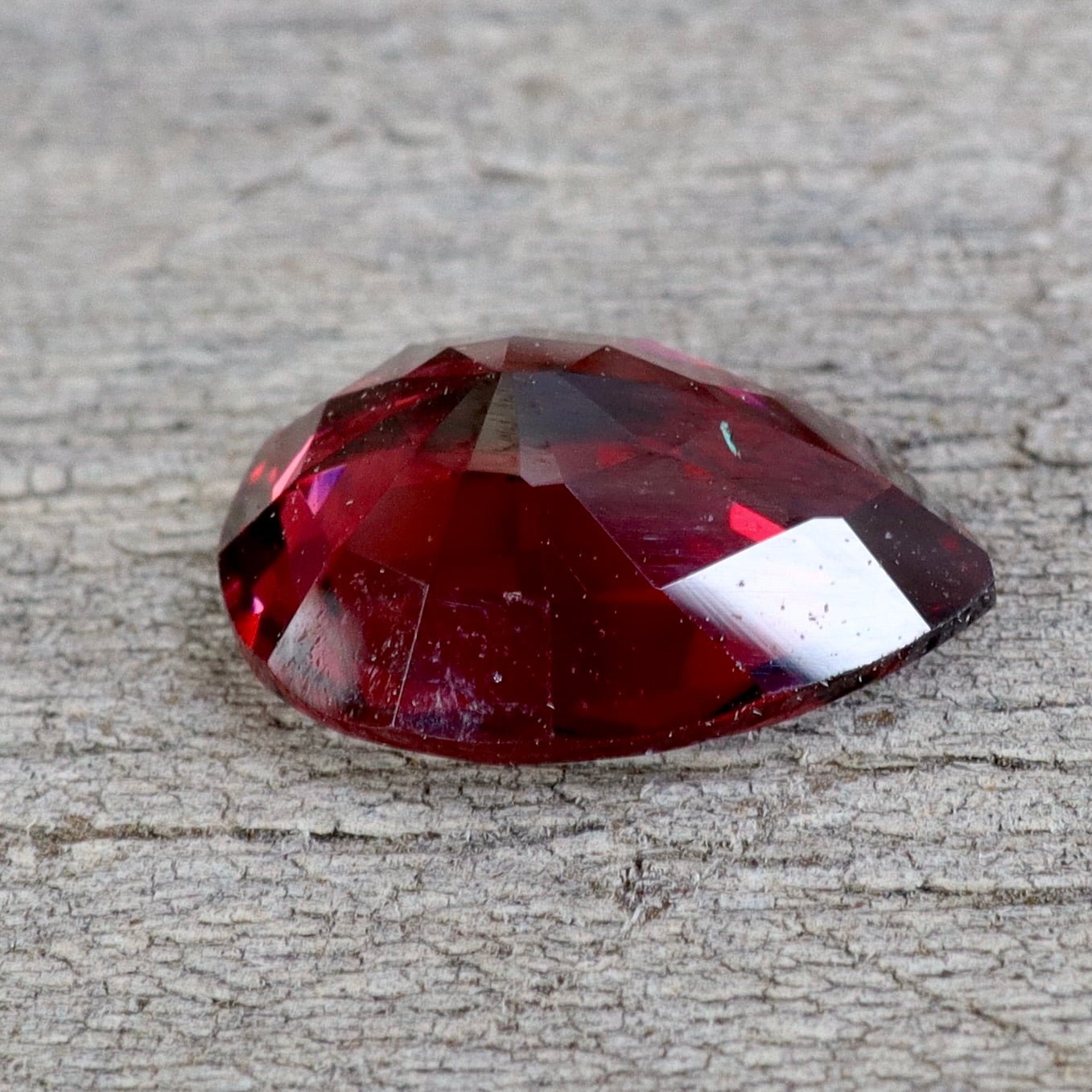 Natural Garnet – 3.21 Carat - Sapphirepal