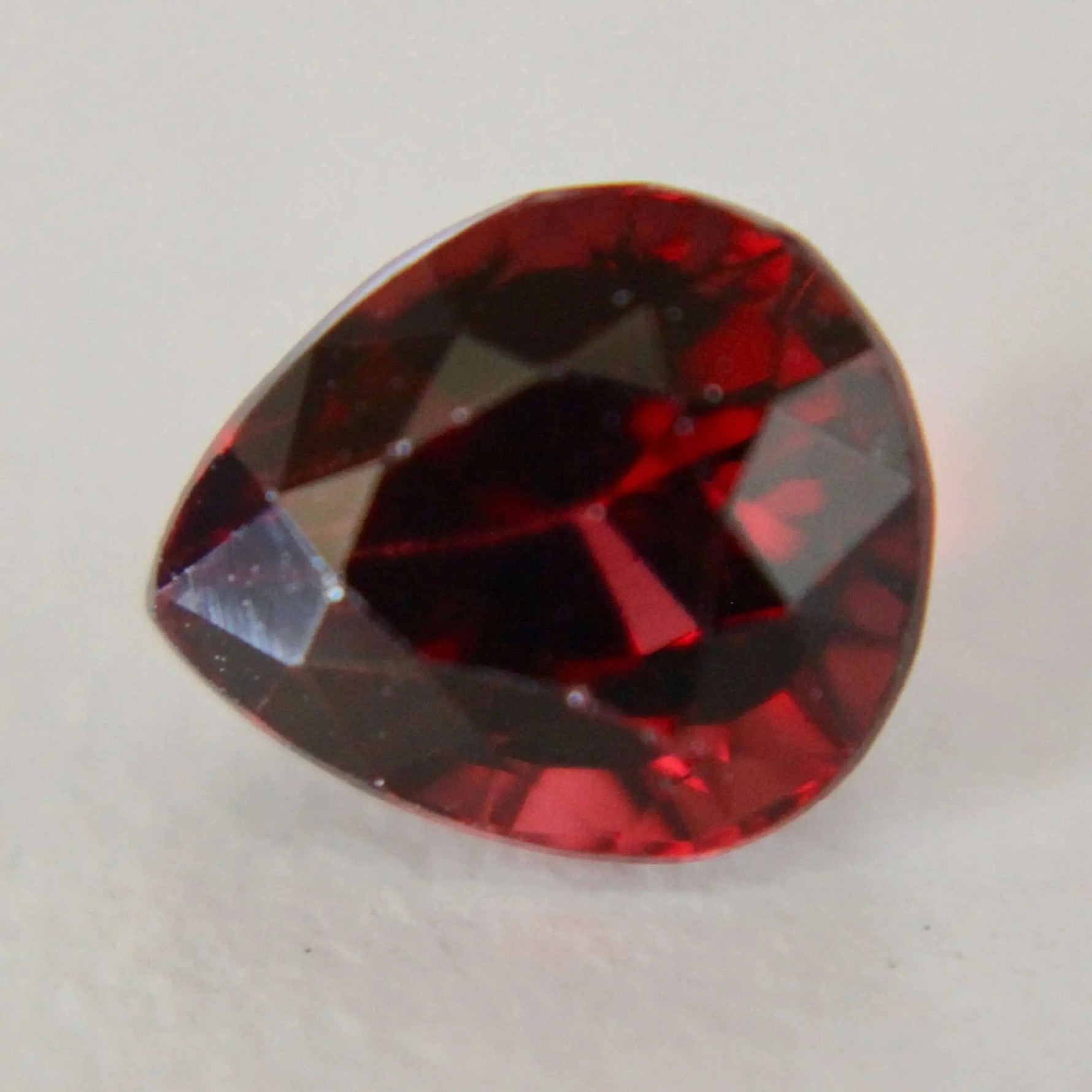 Natural Garnet – 3.98 Carat Pear Cut - Sapphirepal