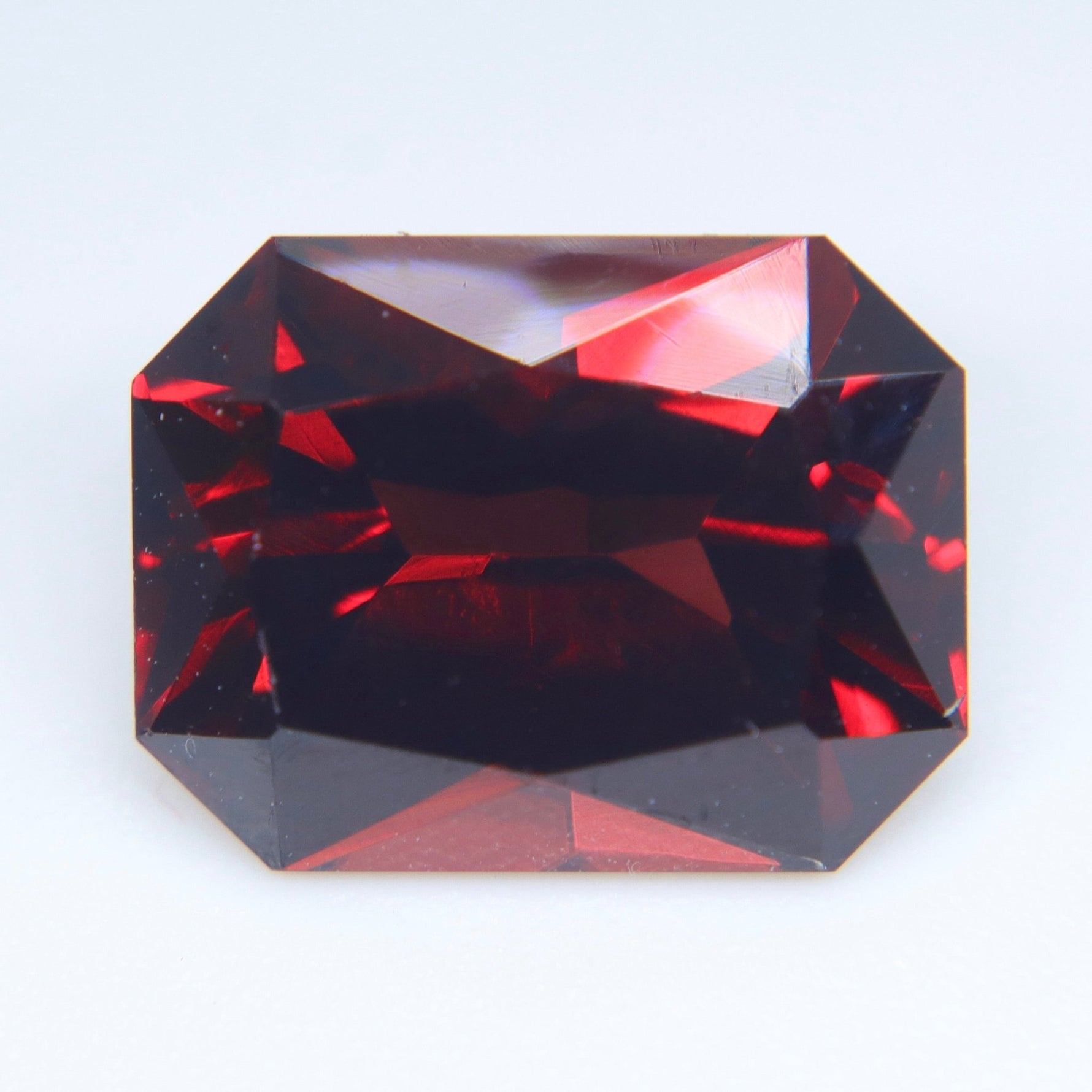 Natural Garnet 4.56ct Emerald Cut Ceylon Loose Gemstone - Sapphirepal