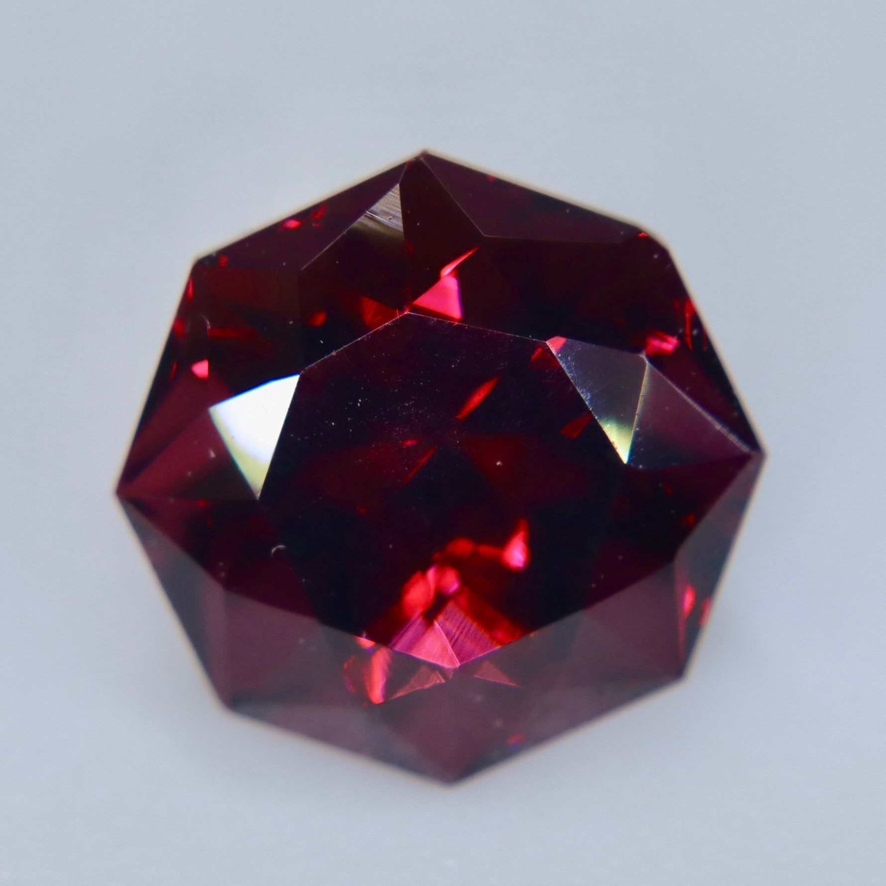 Natural Garnet 5.25ct Modified Octagon Cut Ceylon Loose Gemstone - Sapphirepal