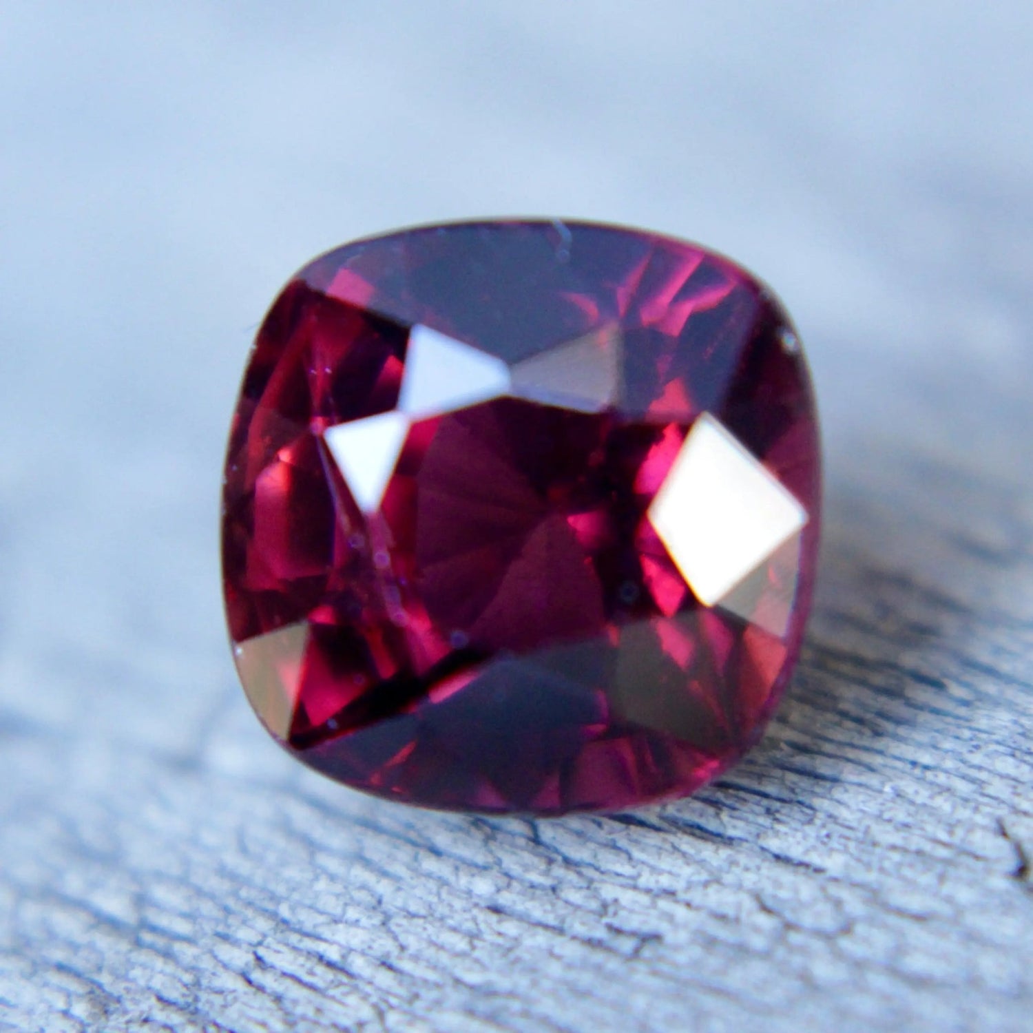 Natural Garnet | Cushion Cut | 3.30 Carat - Sapphirepal