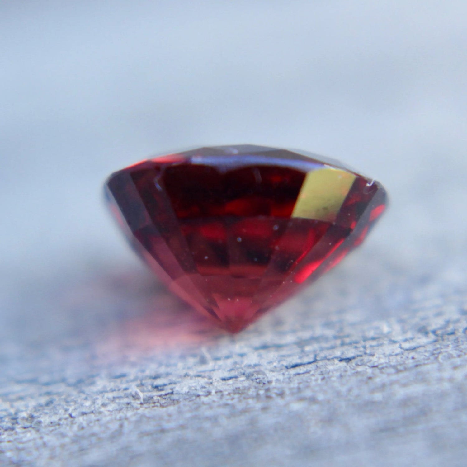 Natural Garnet | Cushion Cut | 3.92 Carat - Sapphirepal