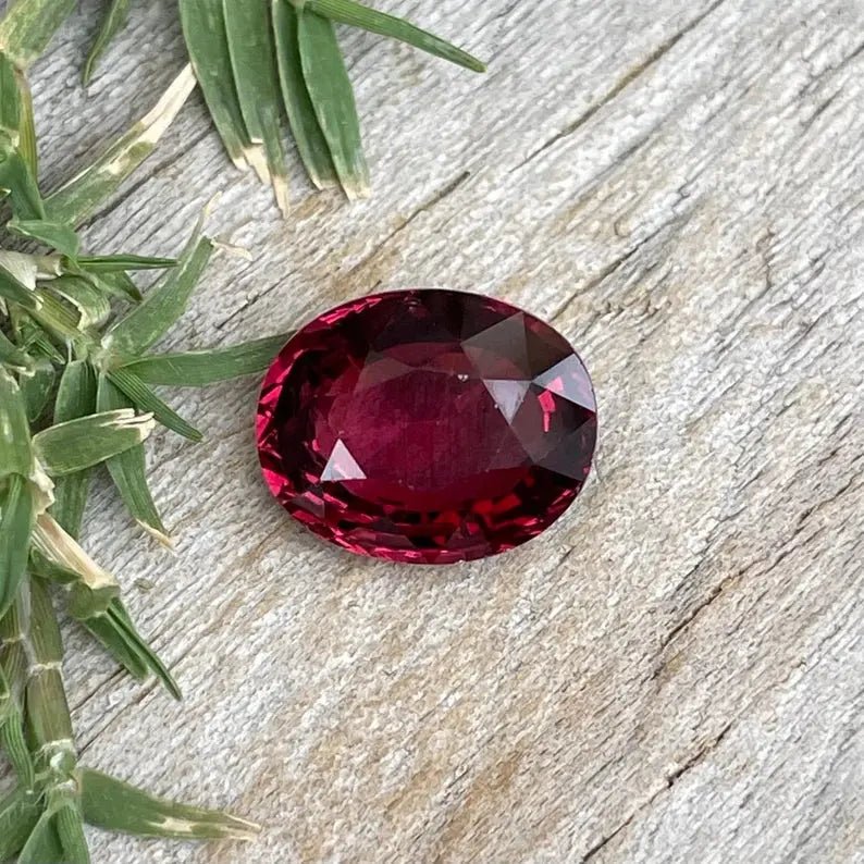 Natural Garnet - Sapphirepal