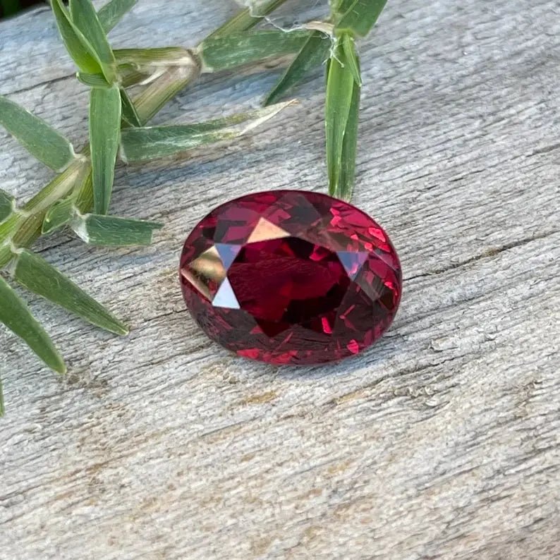 Natural Garnet - Sapphirepal