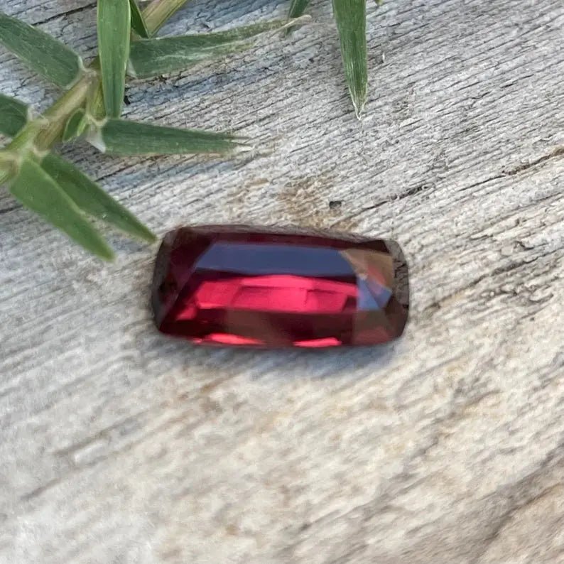 Natural Garnet - Sapphirepal