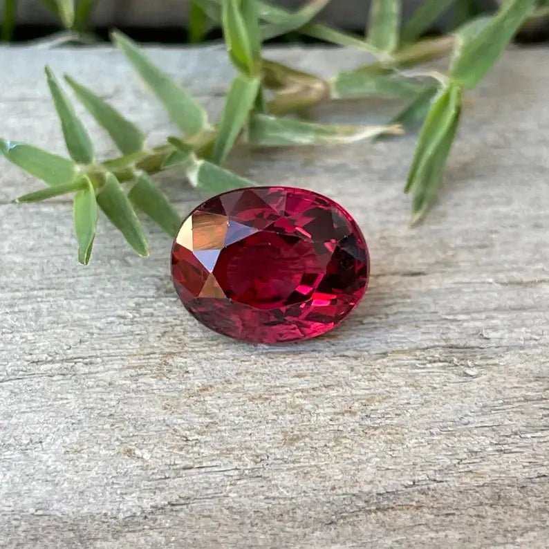 Natural Garnet - Sapphirepal