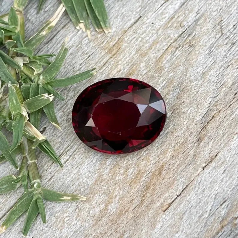 Natural Garnet - Sapphirepal