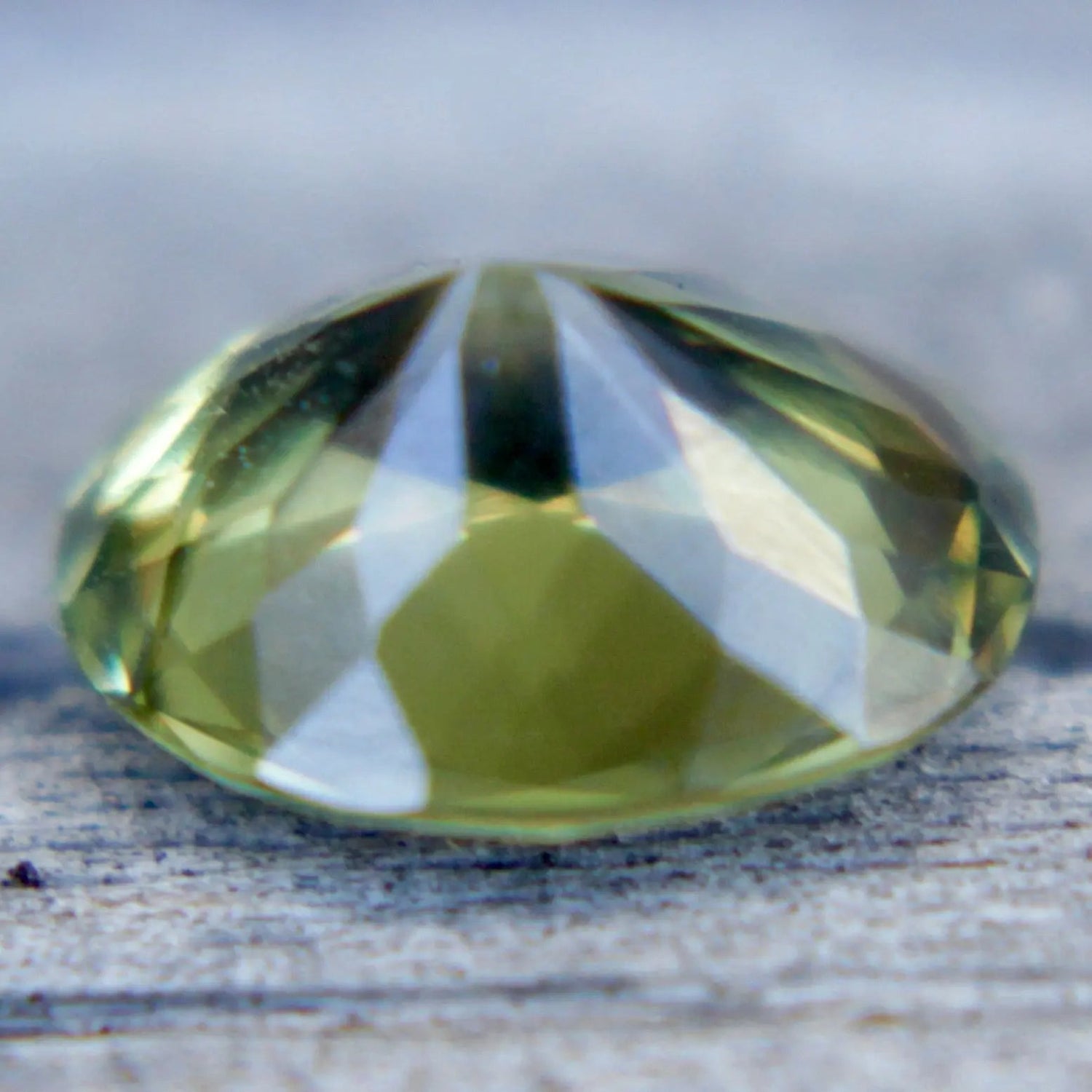 Natural Green Chrysoberyl - Sapphirepal