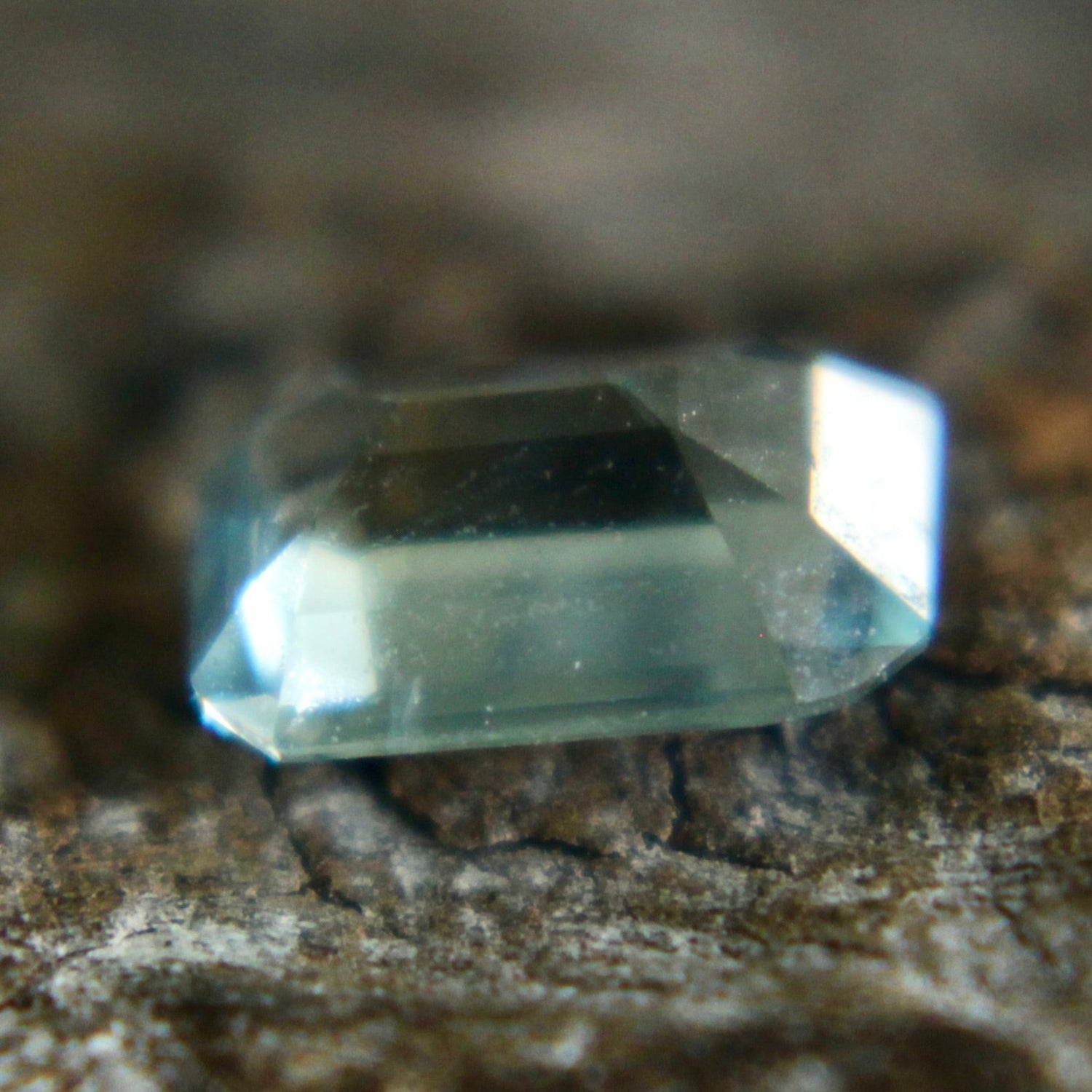 Natural Green Sapphire – 0.56 Carat Emerald Cut | VS Clarity | Untreated - Sapphirepal