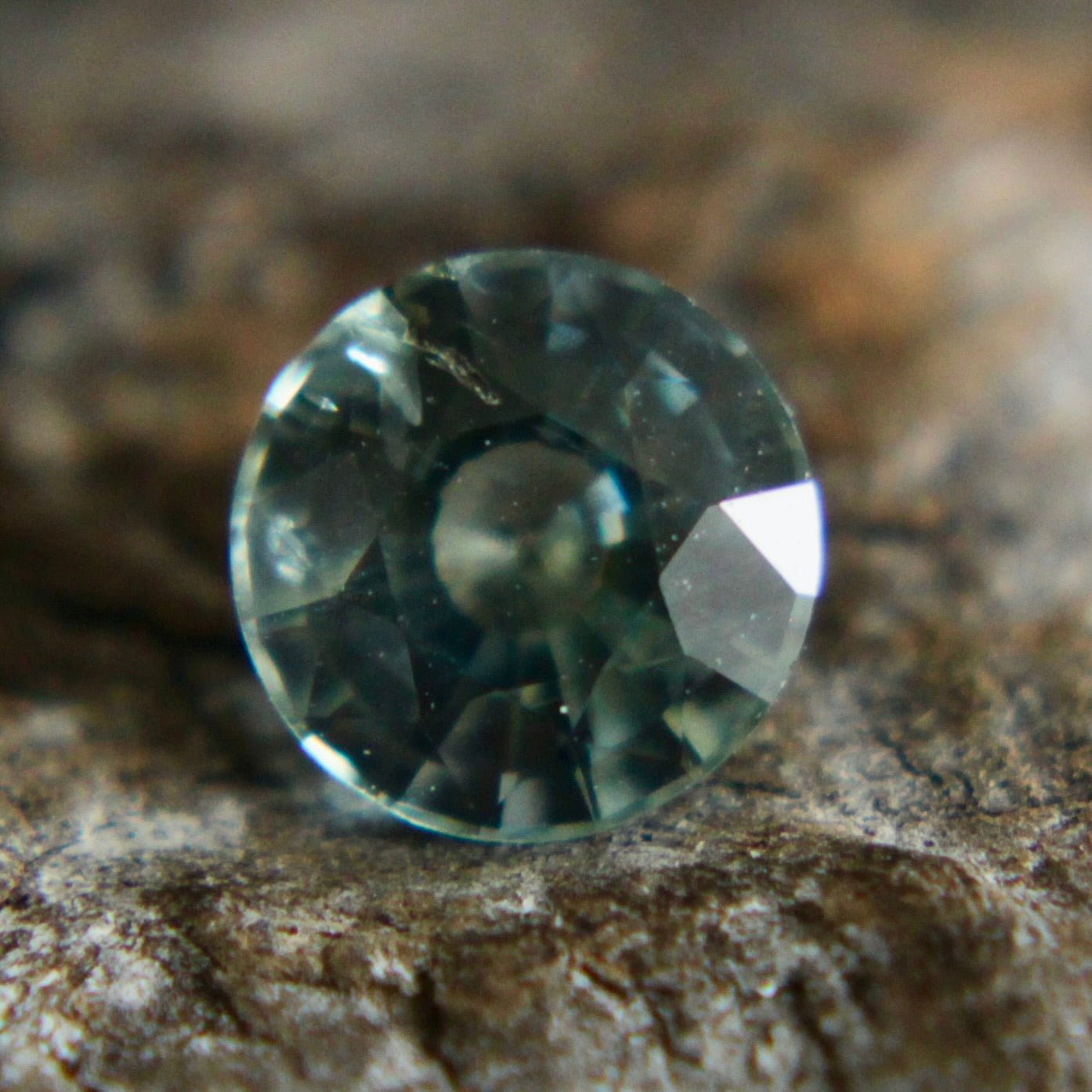 Natural Green Sapphire – 0.61 Carat Round Cut | Unheated - Sapphirepal