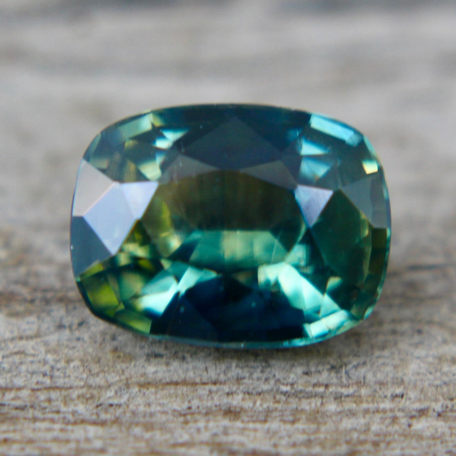 Natural Green Sapphire – 0.92 Carat Cushion Cut - Sapphirepal