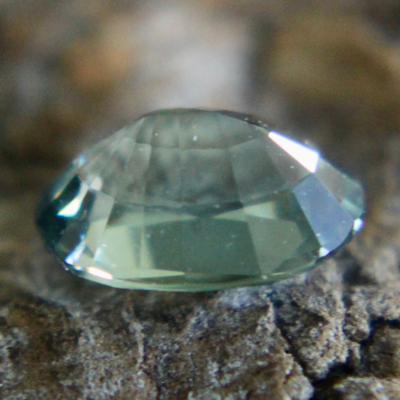 Natural Green Sapphire – 0.98 Carat Oval Cut from Madagascar - Sapphirepal