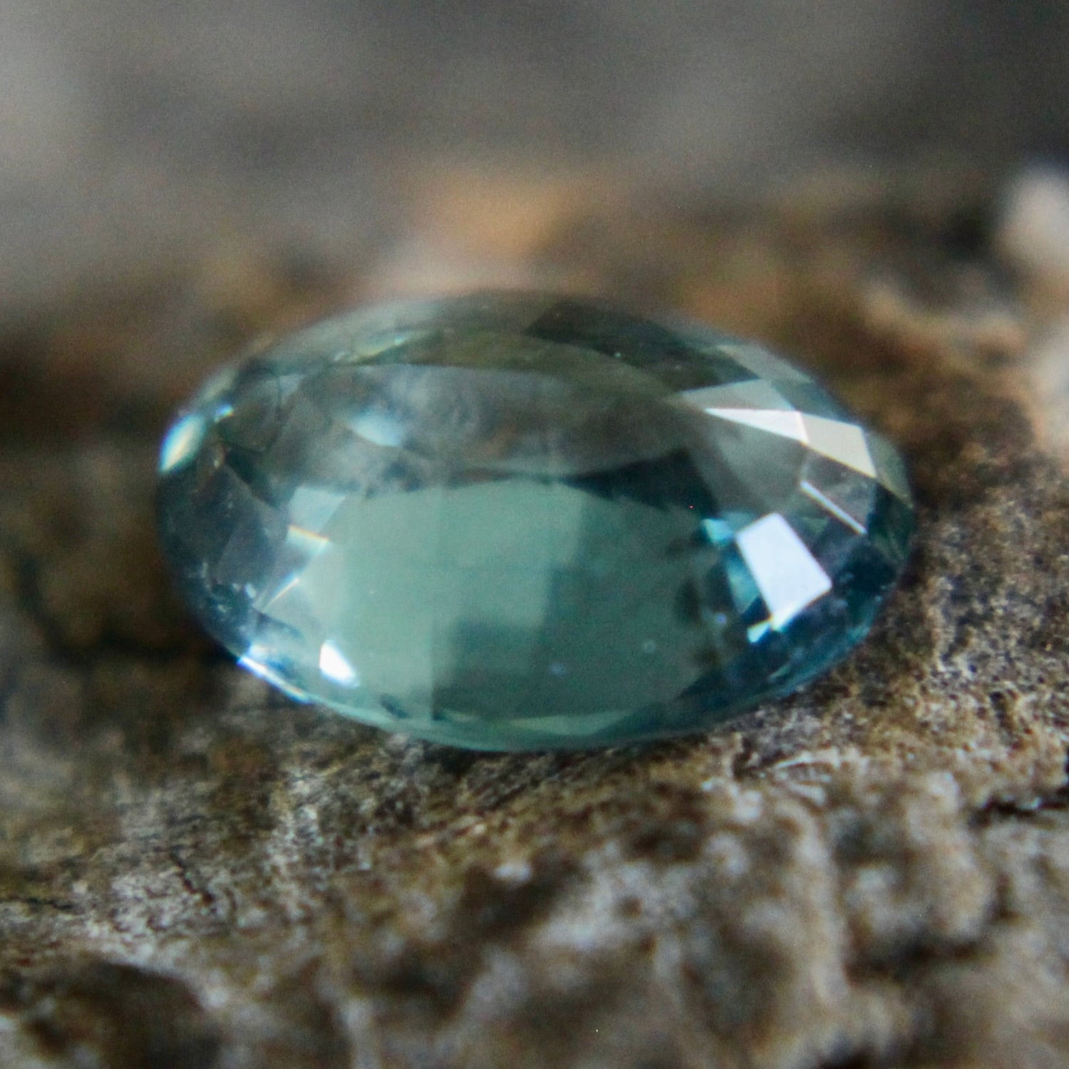 Natural Green Sapphire – 1.03 Carat Oval Cut | Unheated - Sapphirepal