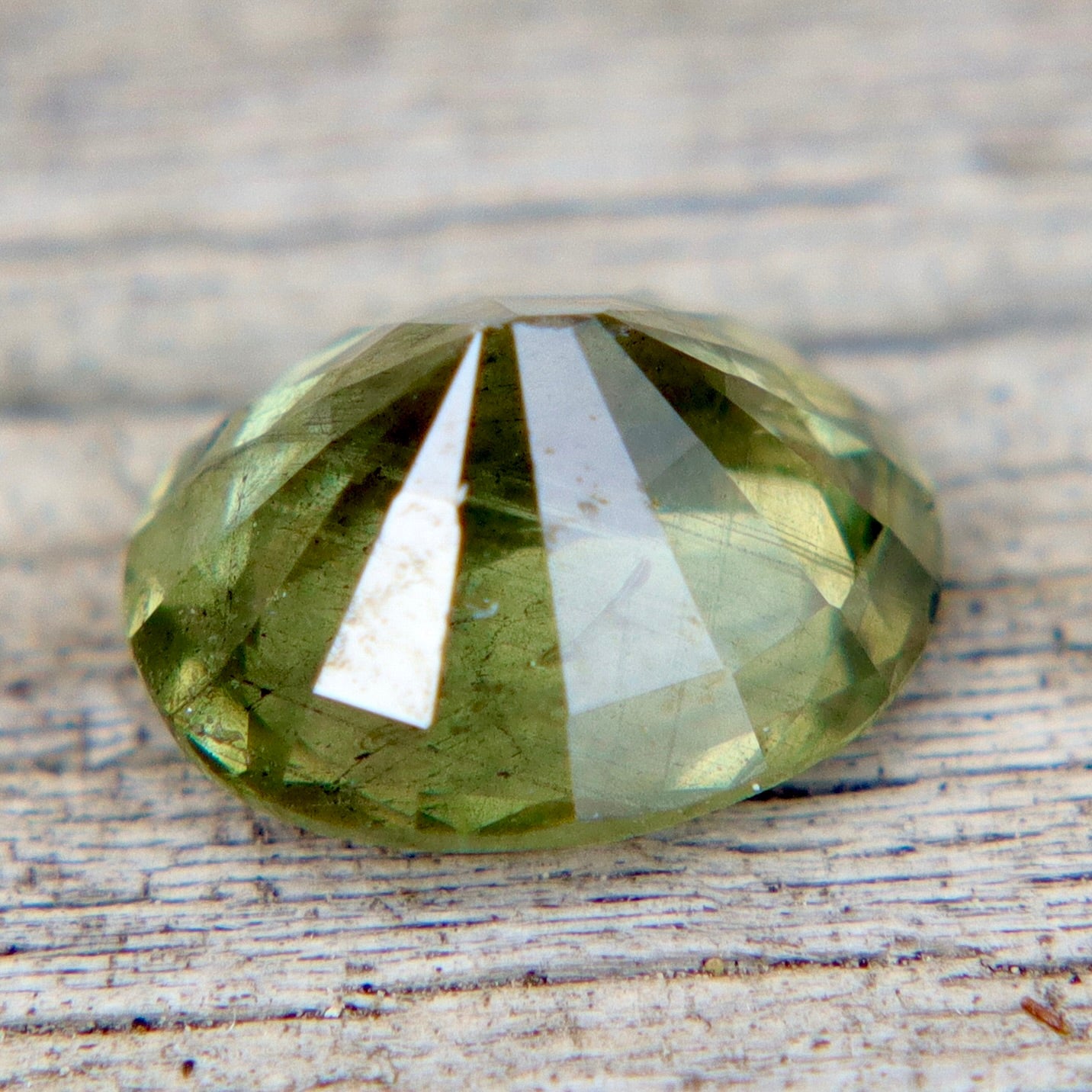 Natural Green Sapphire — 1.10ct Oval, Madagascar (Unheated & Untreated) - Sapphirepal