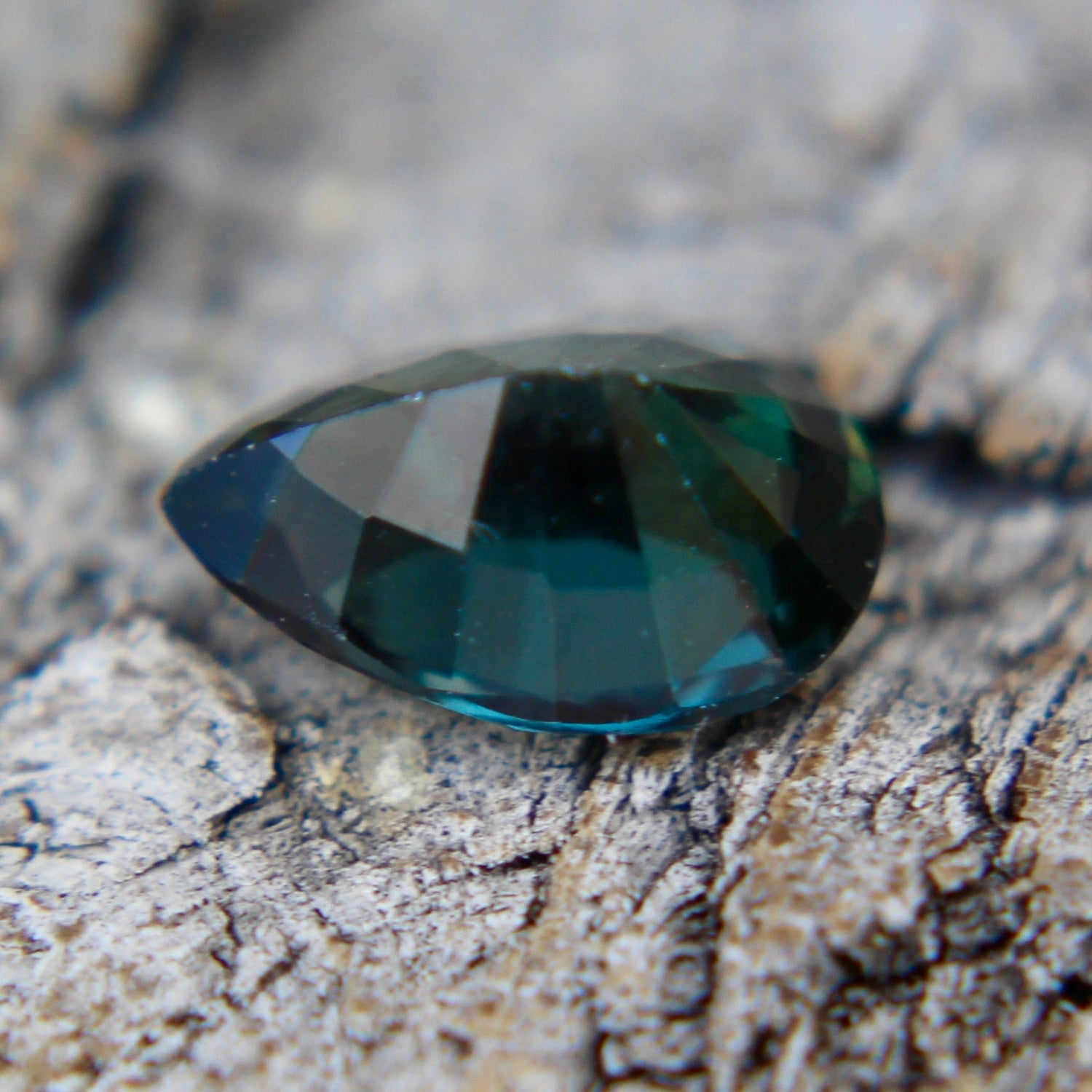 Natural Green Sapphire – 1.12 Carat Pear Cut from Ceylon - Sapphirepal
