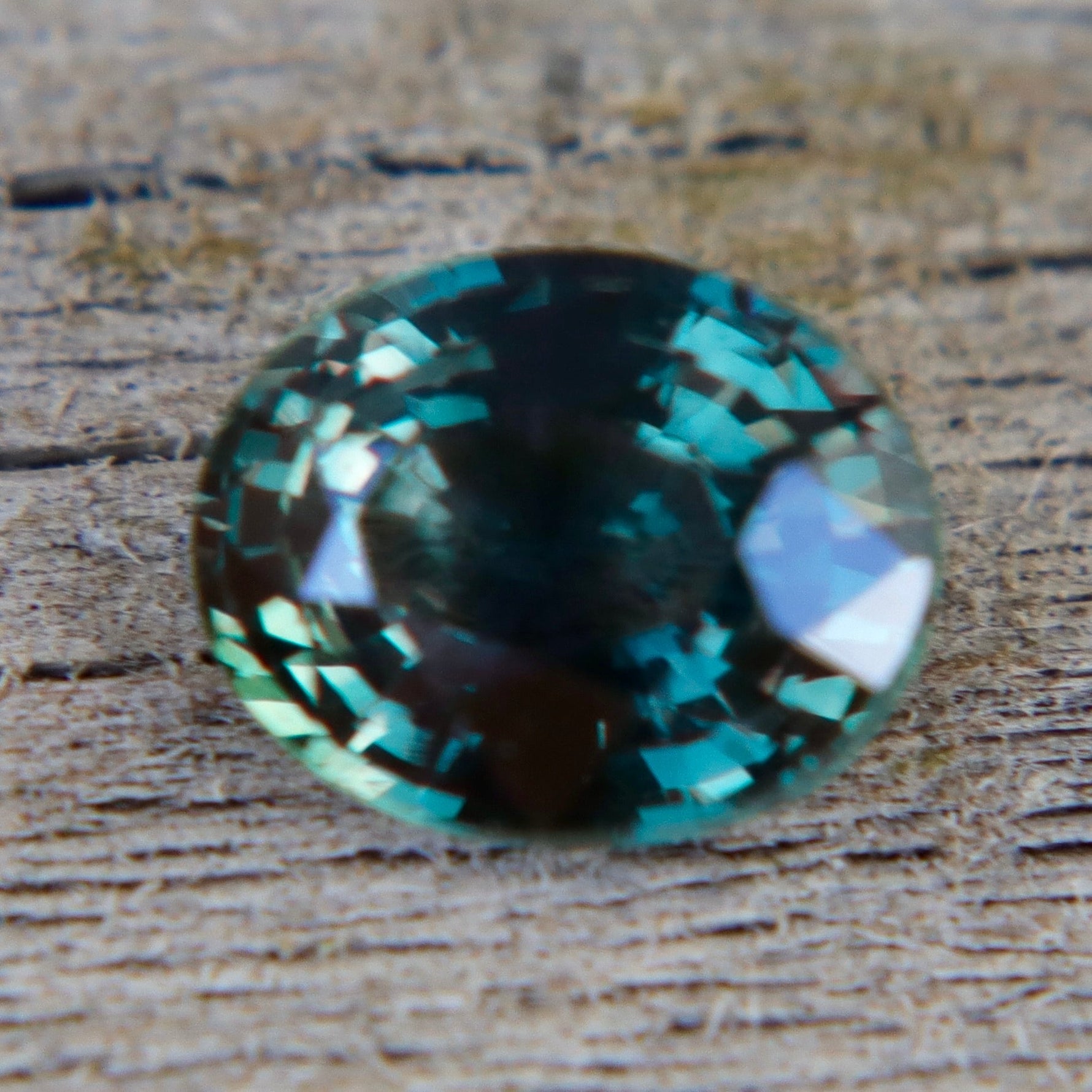 Natural Green Sapphire – 1.21 Carat Oval Cut - Sapphirepal