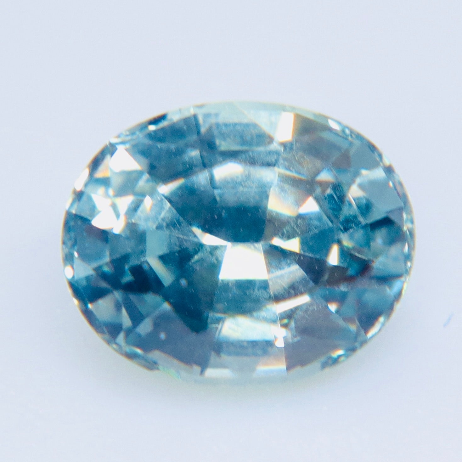 Natural Green Sapphire 1.39ct Oval Cut Unheated Ceylon VVS Loose Sapphire - Sapphirepal