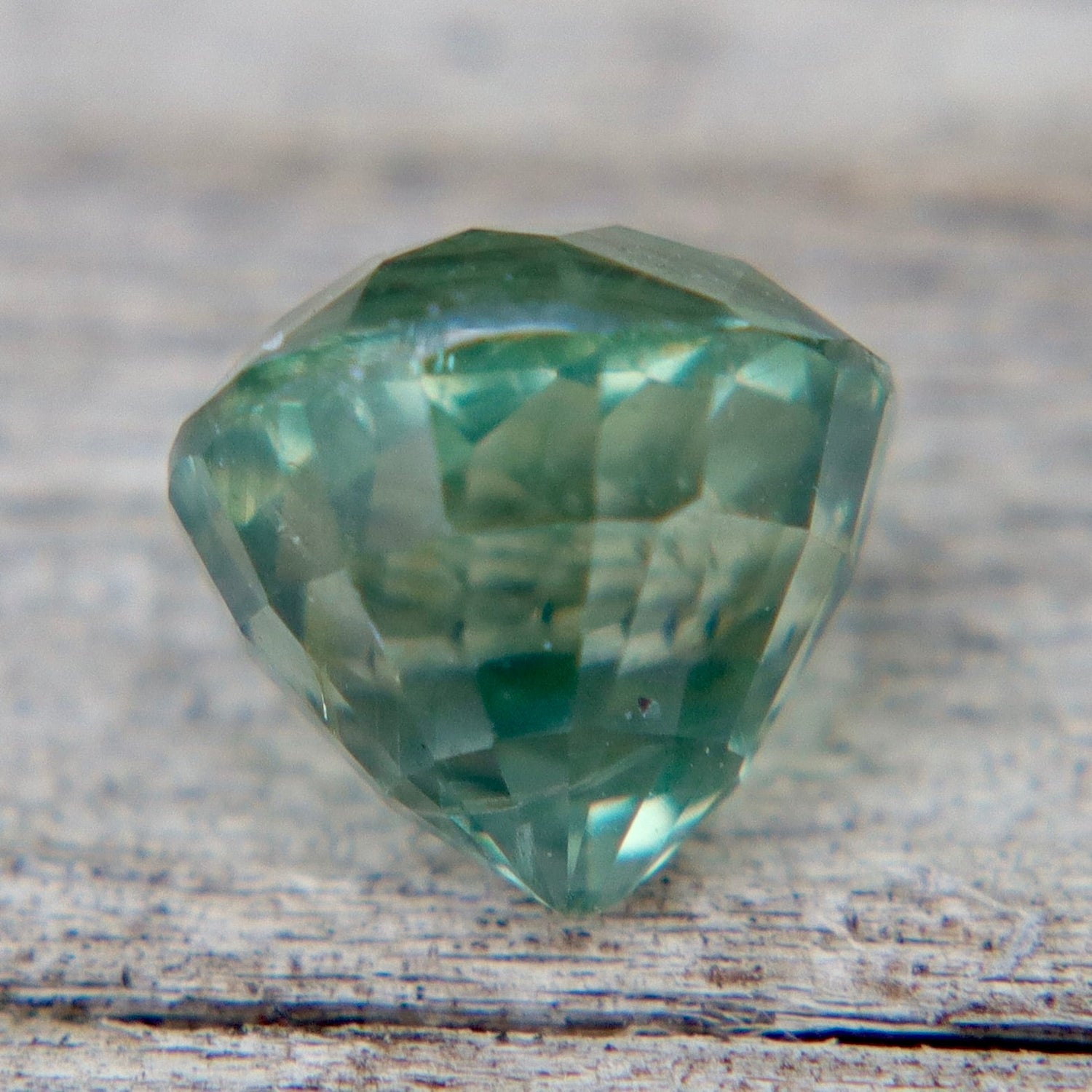 Natural Green Sapphire — 1.71ct Round (Madagascar, Unheated & Untreated) - Sapphirepal