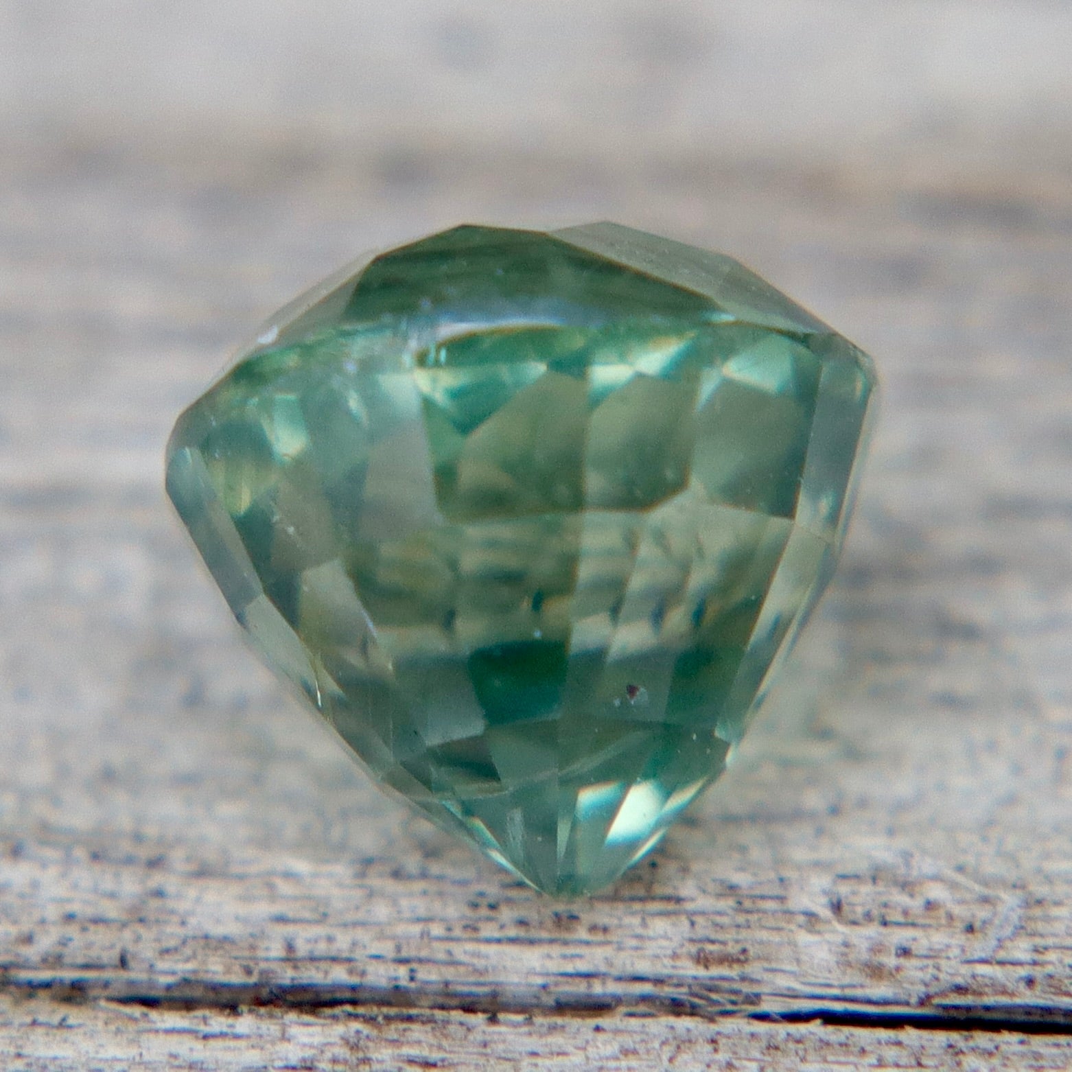 Natural Green Sapphire — 1.71ct Round (Madagascar, Unheated & Untreated) - Sapphirepal