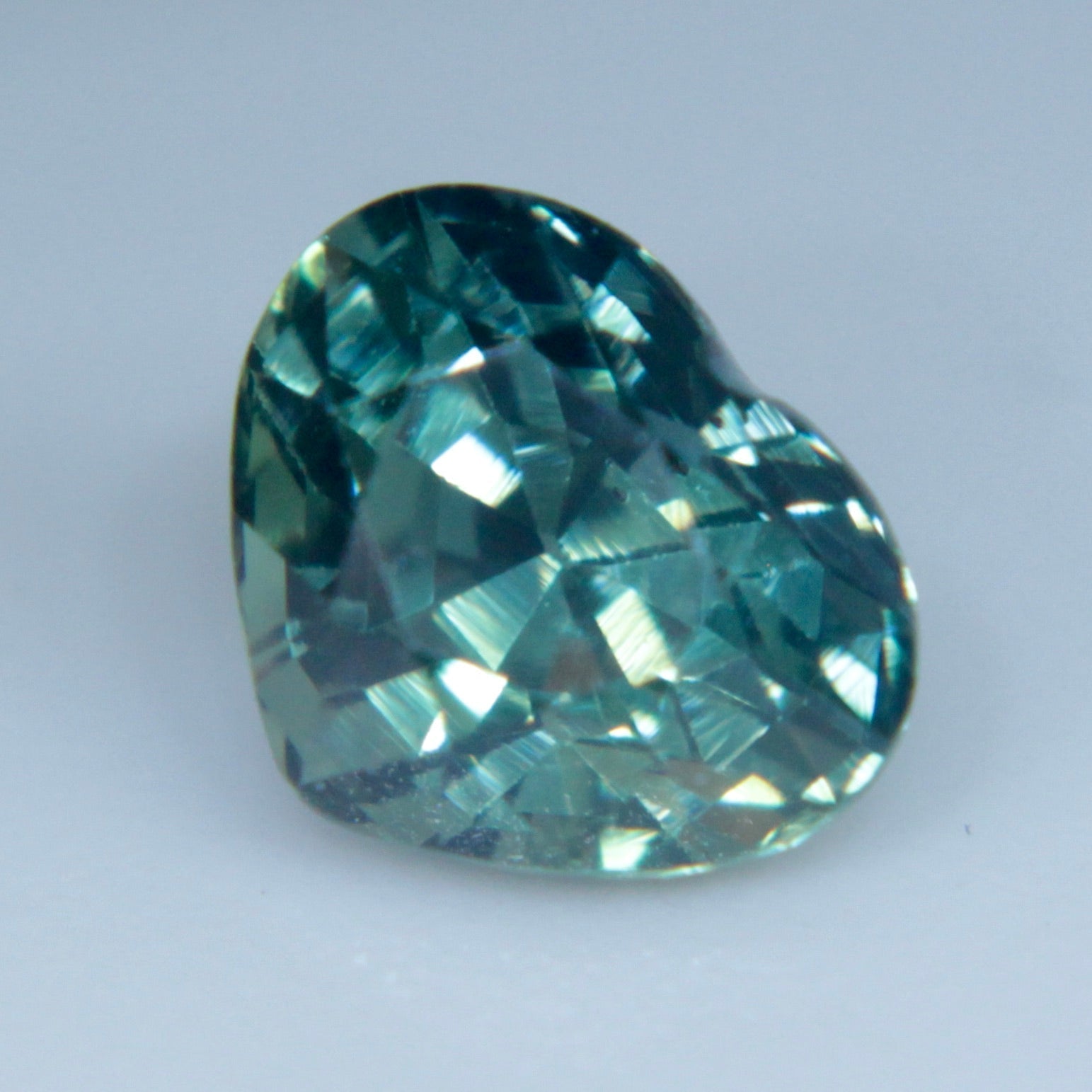 Natural Green Sapphire | Heart Cut | 1 Carat - Sapphirepal