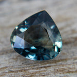 Natural Green Sapphire - Sapphirepal