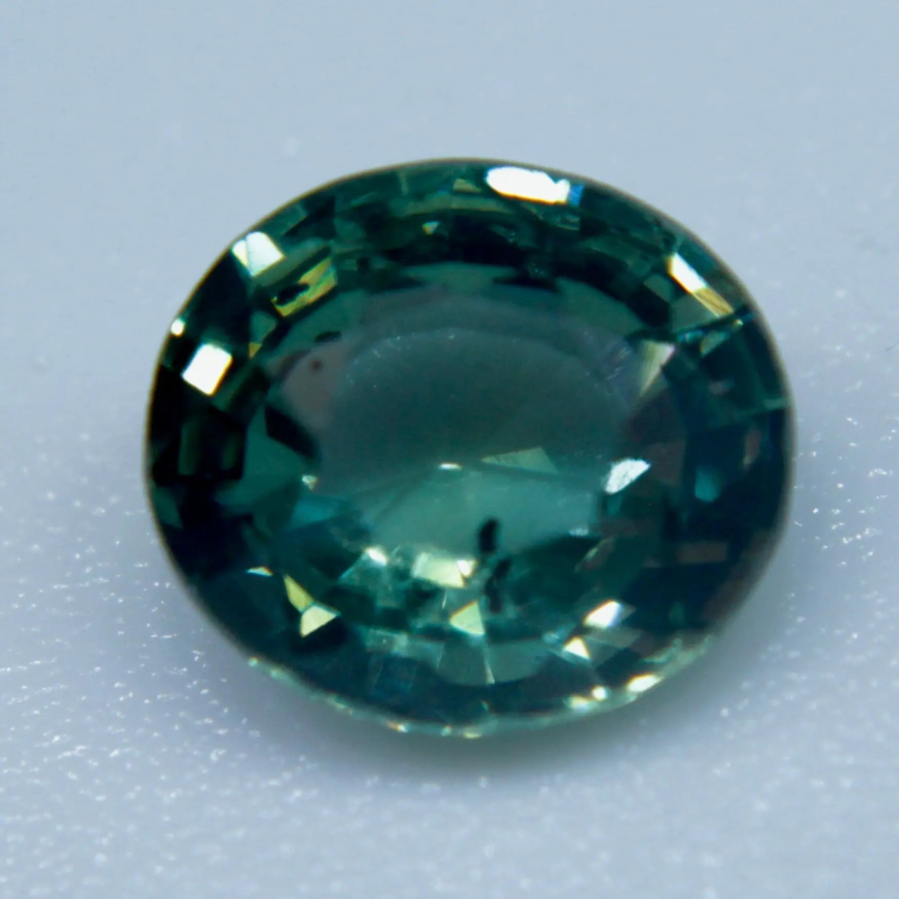 Natural Green Sapphire - Sapphirepal