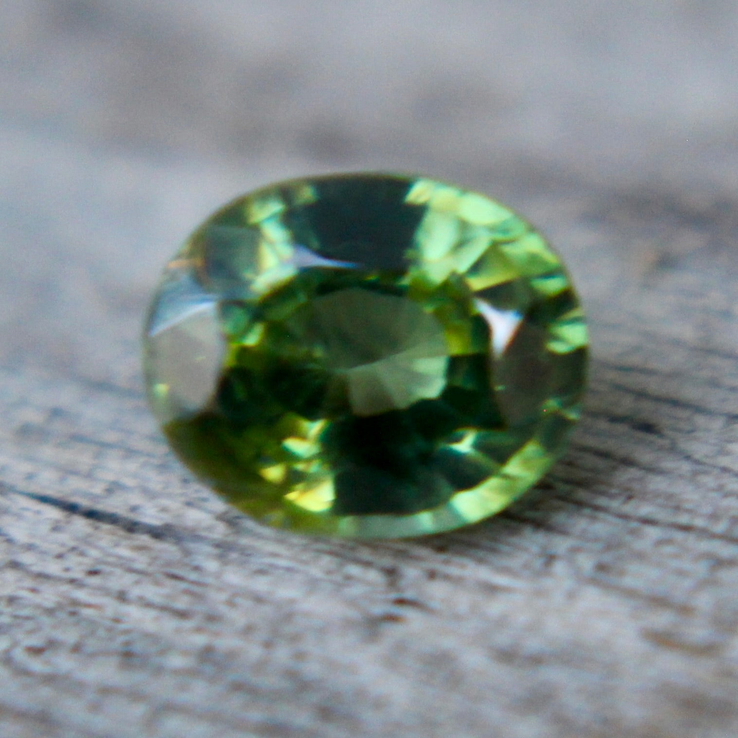 Natural Green Sapphire - Sapphirepal