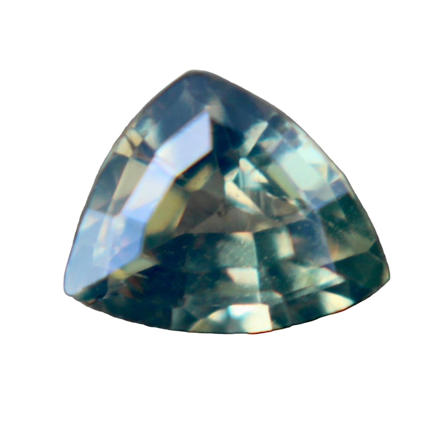 0.50ct natural green sapphire, trillion cut, Madagascar – face-up view