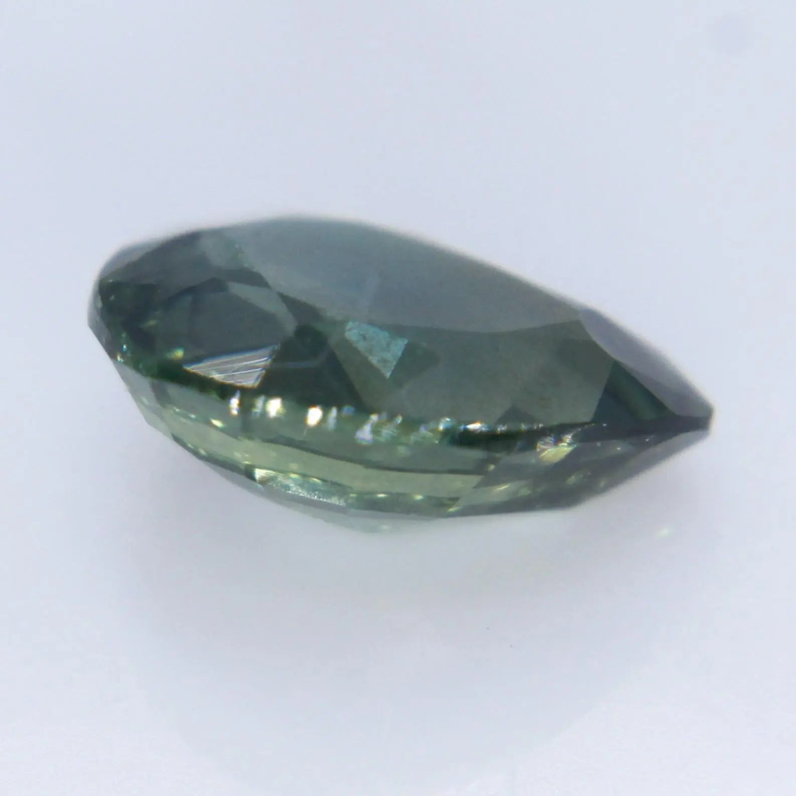 Natural Green Sapphire - Sapphirepal