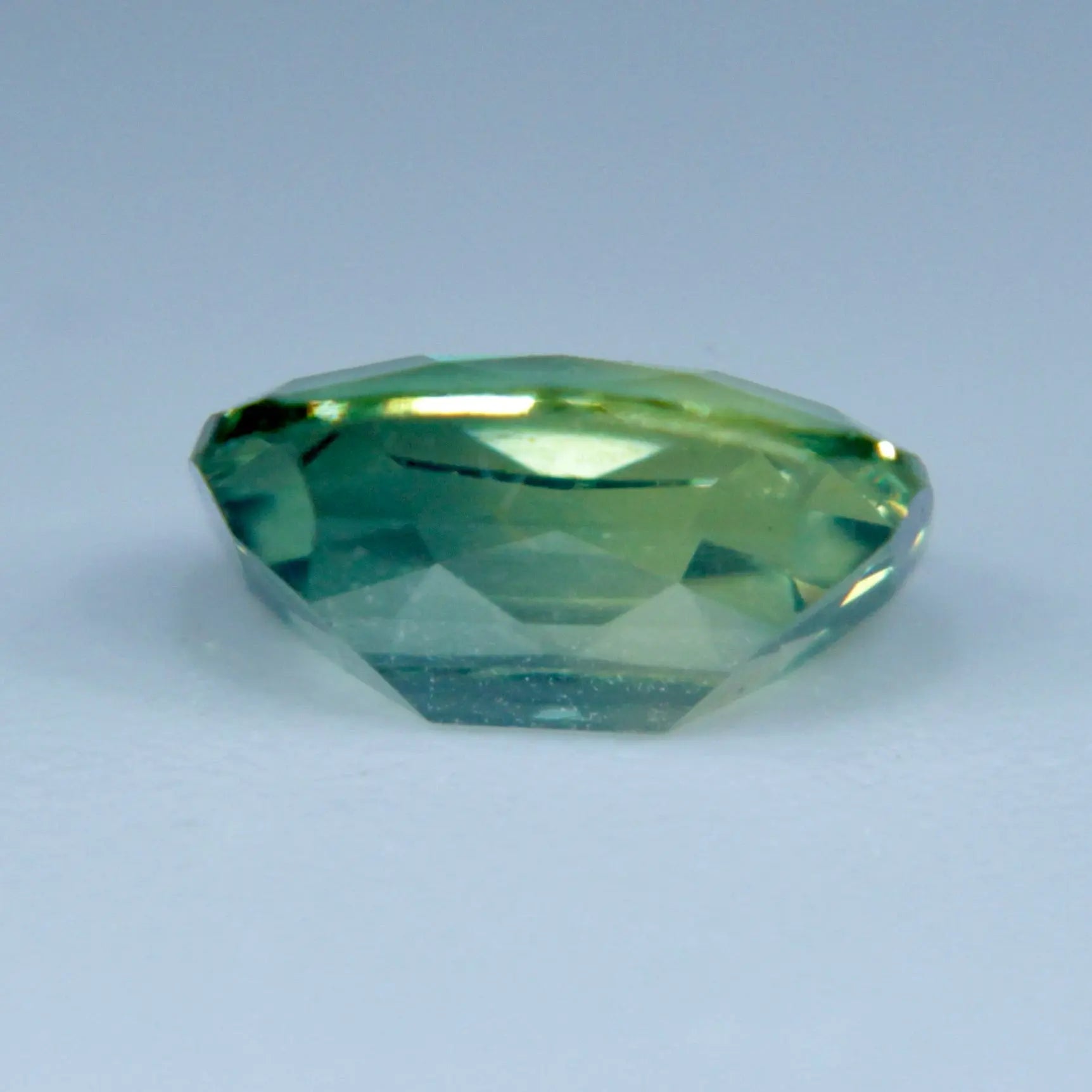Natural Green Sapphire - Sapphirepal