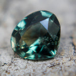 Natural Green Sapphire - Sapphirepal