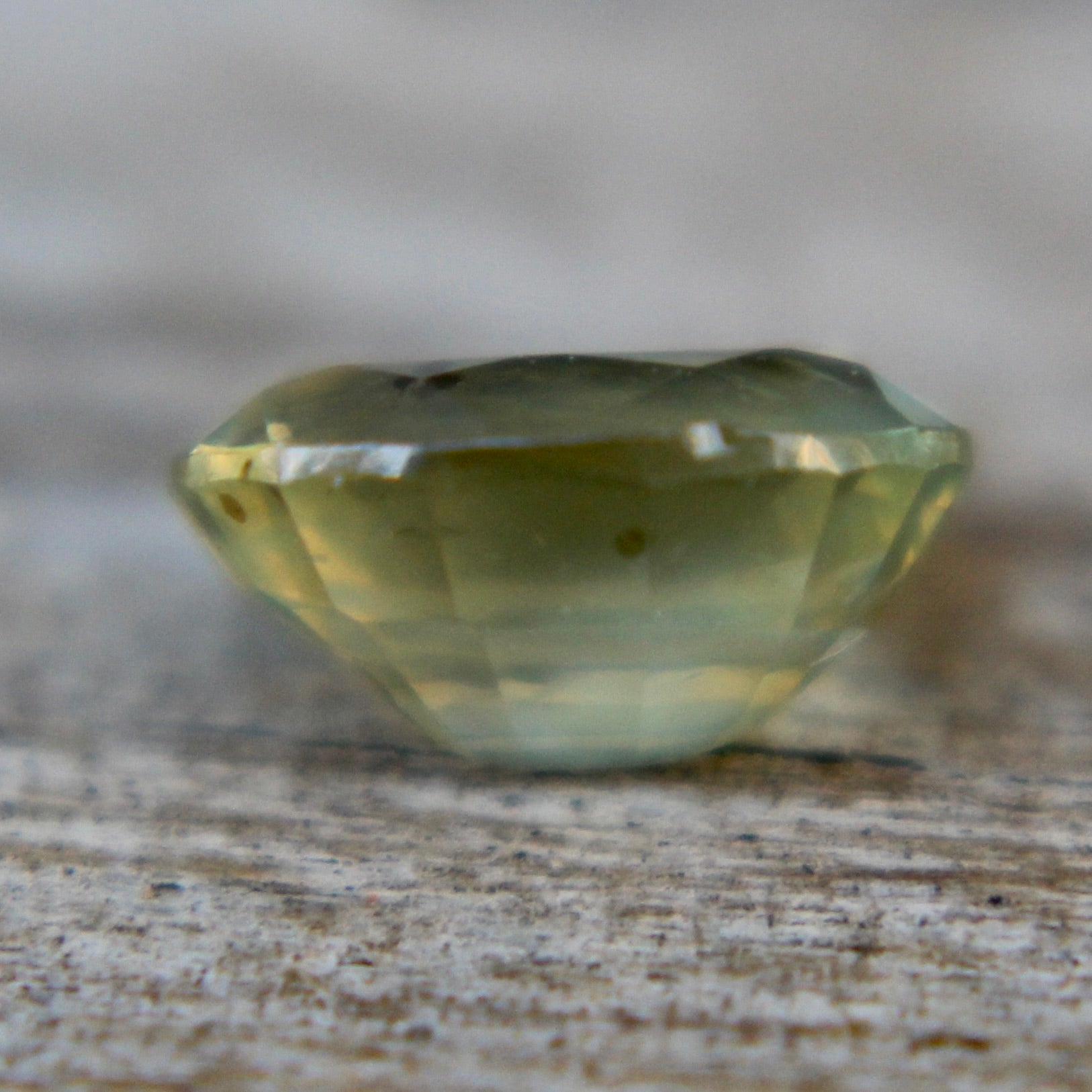 Natural Green Sapphire - Sapphirepal