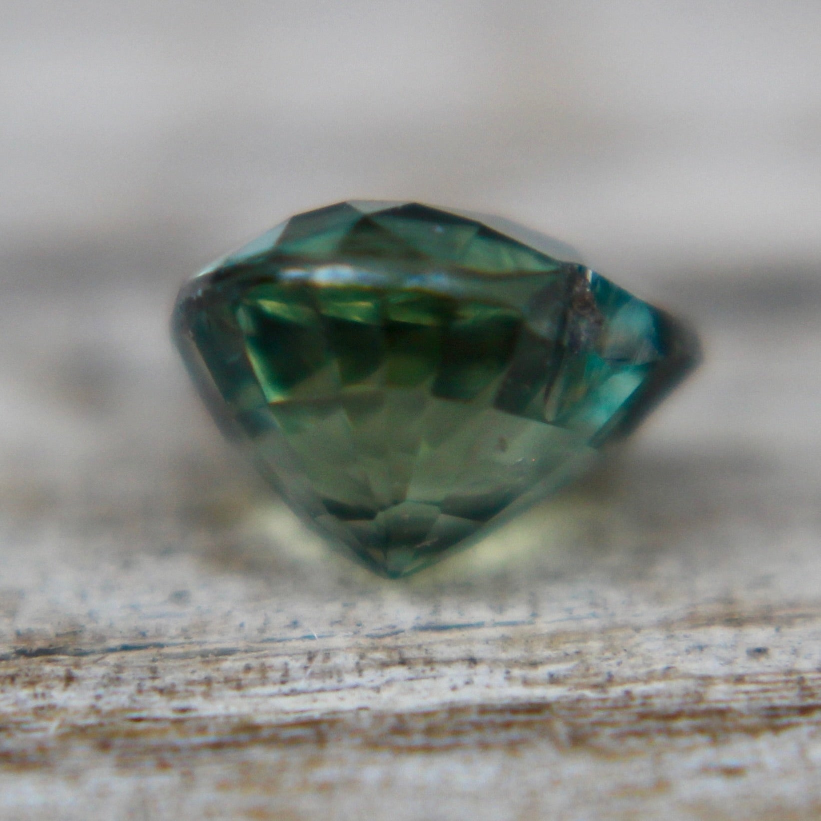 Natural Green Sapphire - Sapphirepal