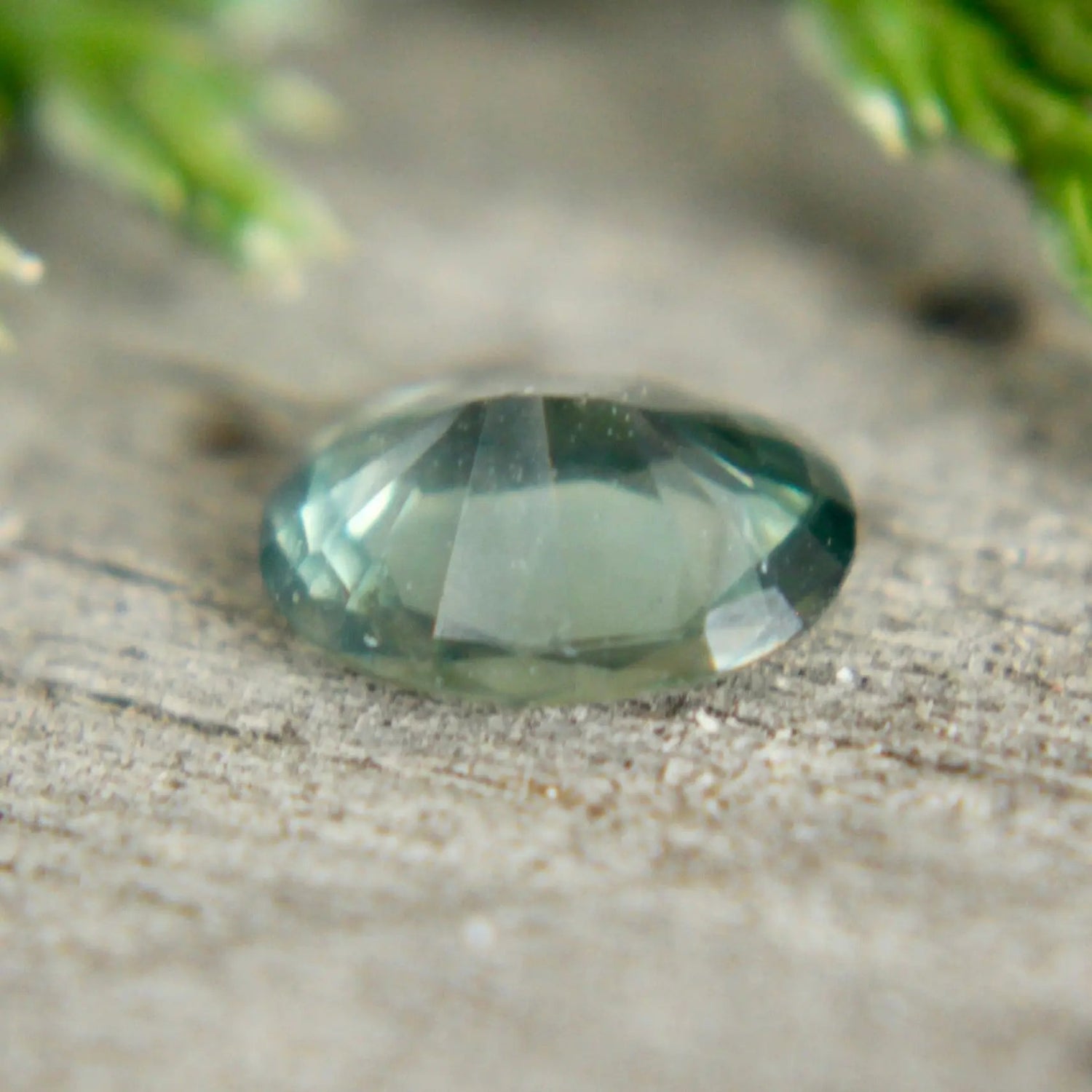 Natural Green Sapphire - Sapphirepal