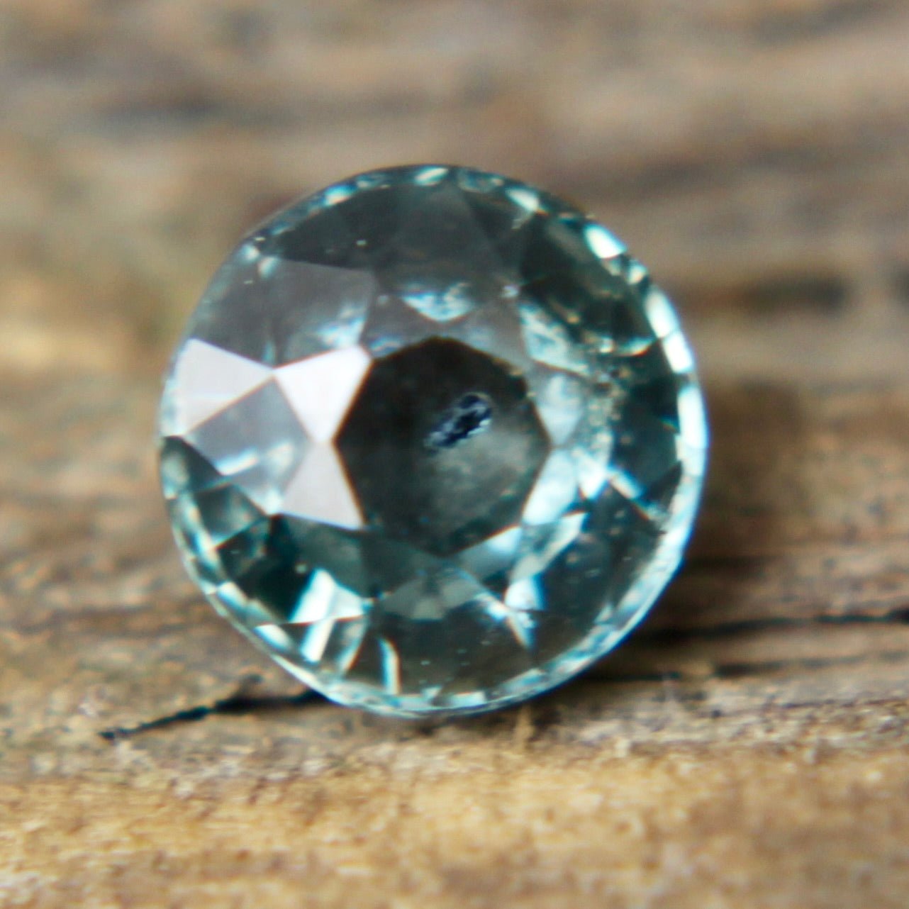 Natural Green Sapphire - Sapphirepal