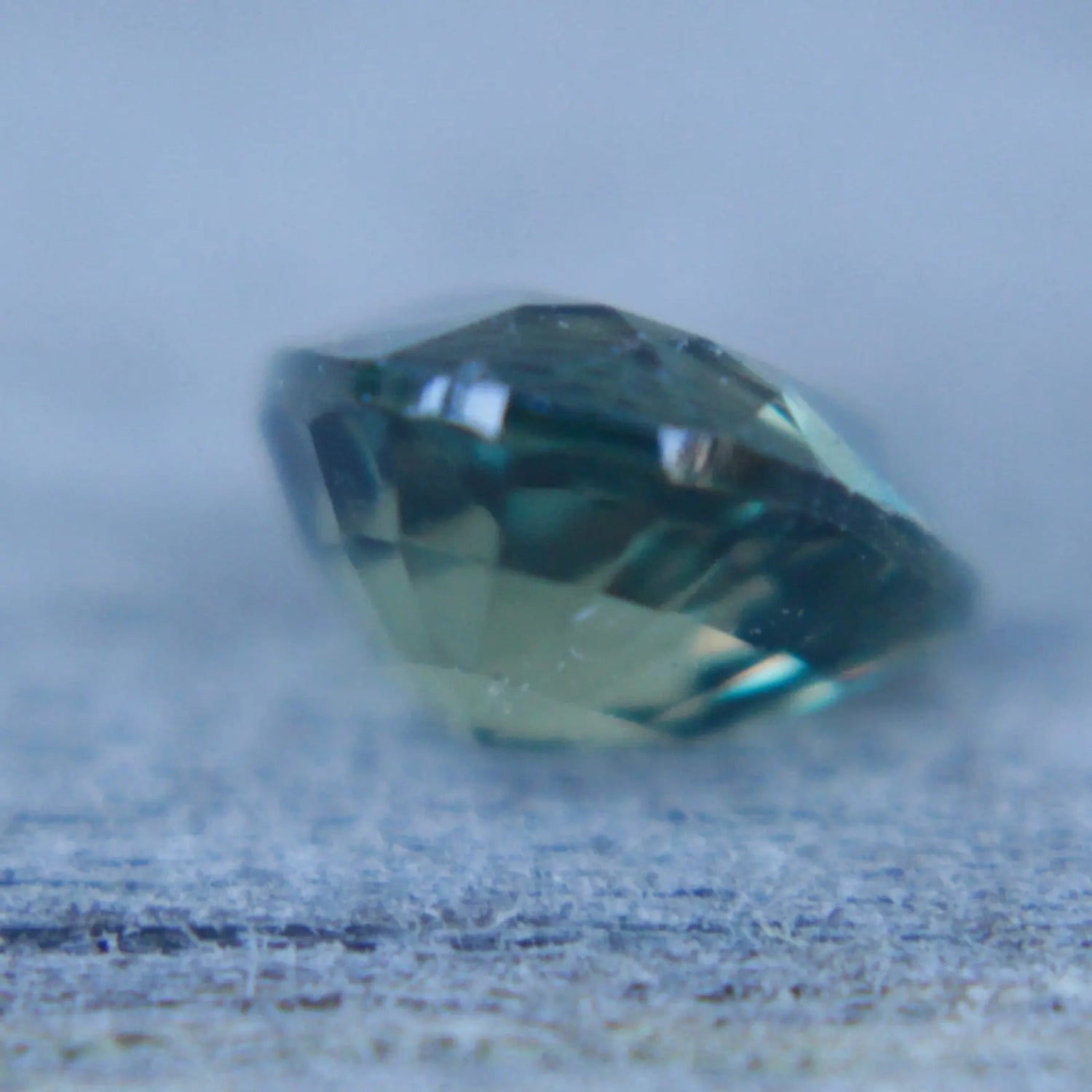 Natural Green Sapphire - Sapphirepal