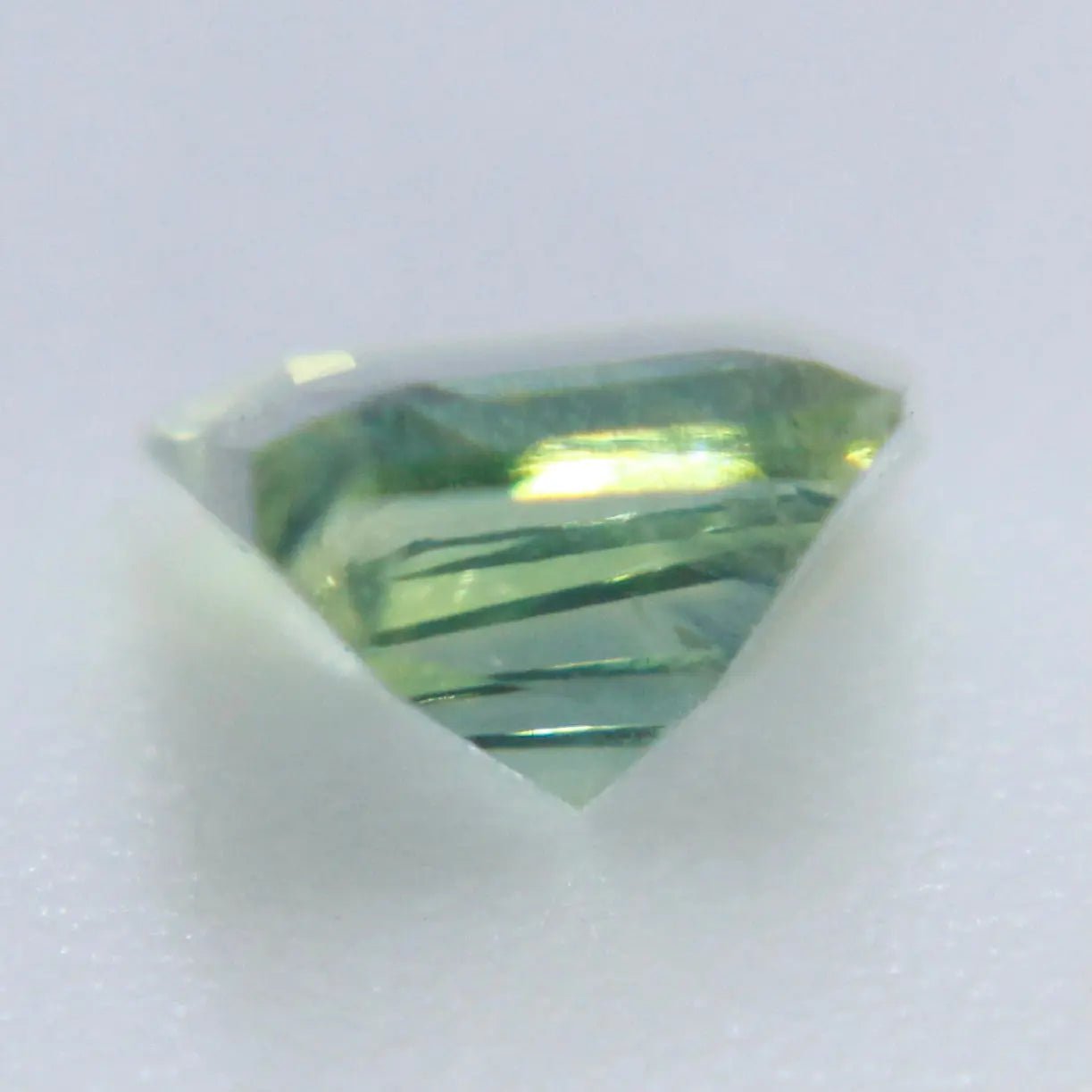 Natural Green Sapphire - Sapphirepal
