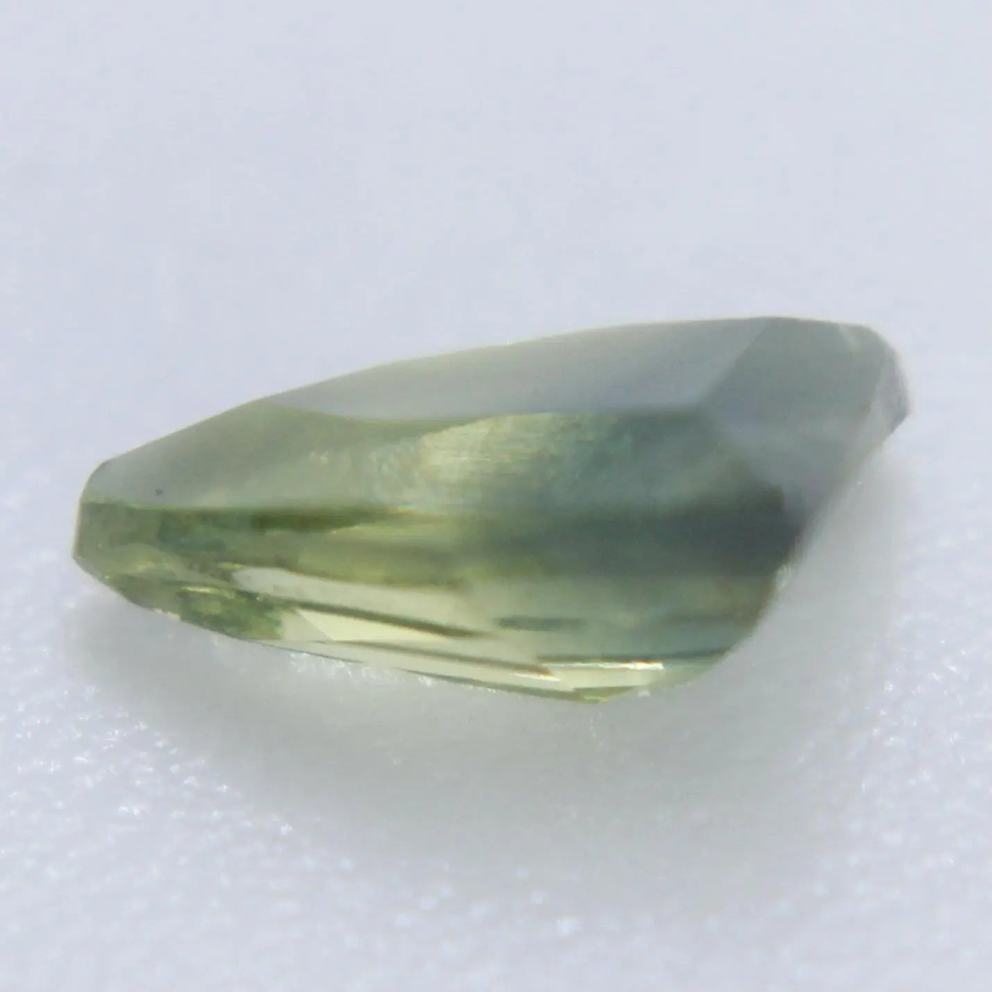Natural Green Sapphire - Sapphirepal