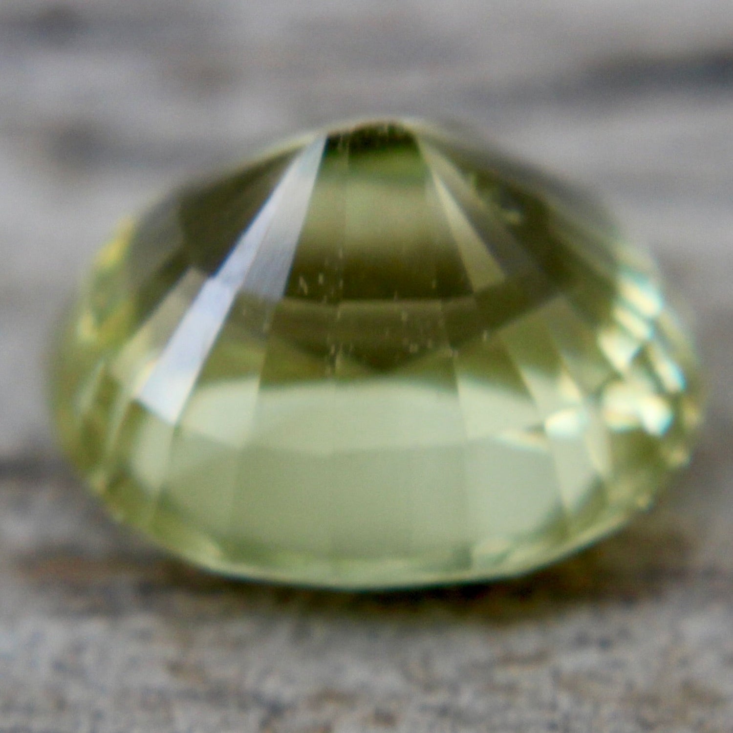 Natural Green Sapphire - Sapphirepal