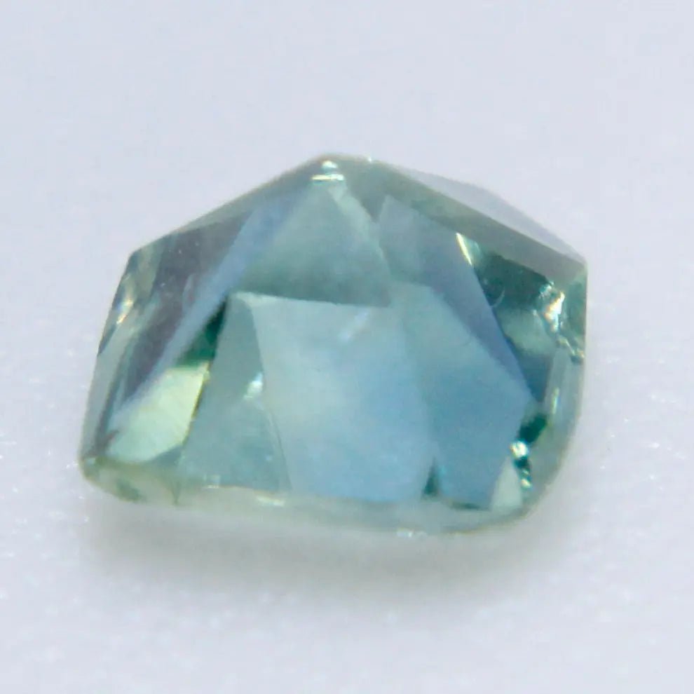 Natural Green Sapphire - Sapphirepal