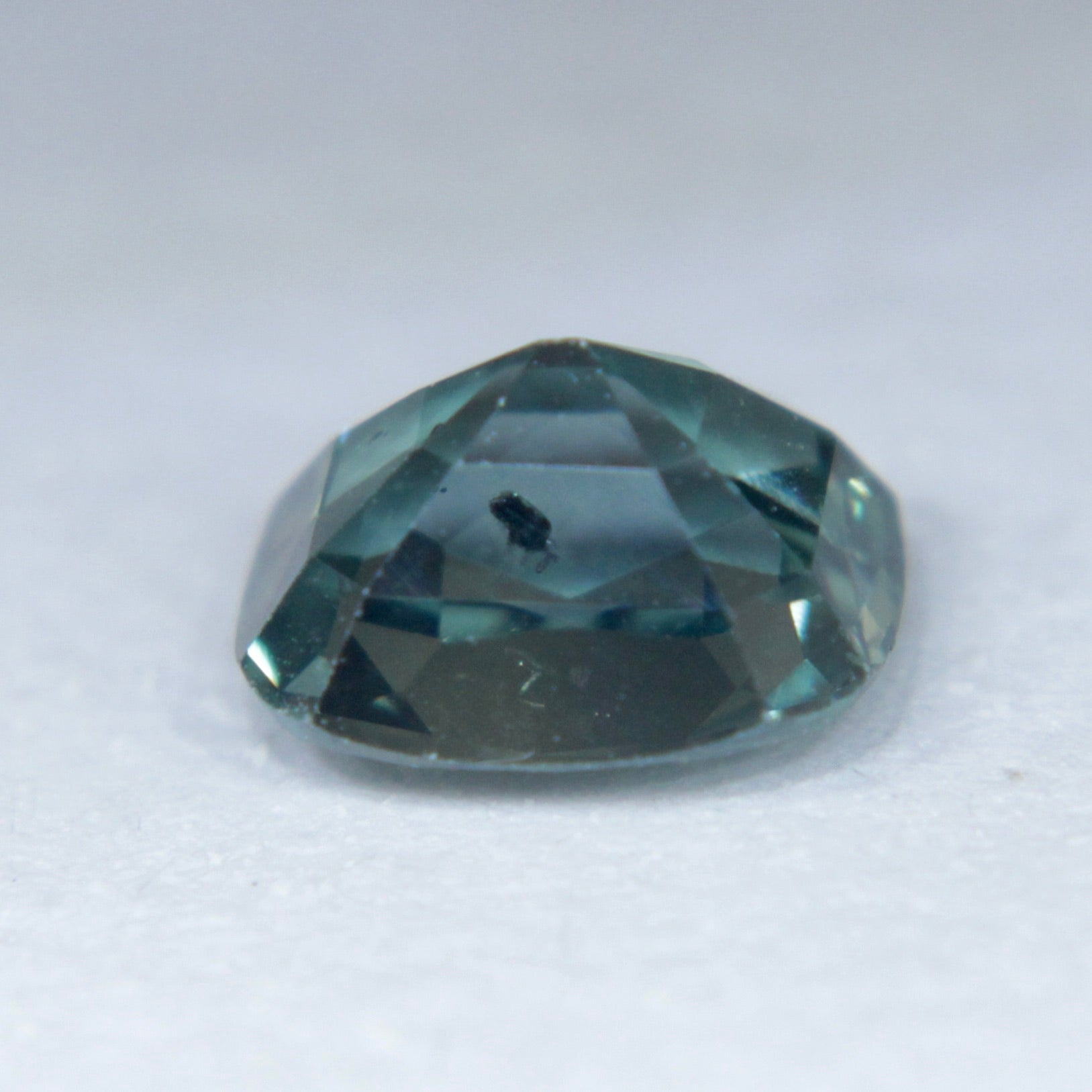 Natural Green Sapphire - Sapphirepal