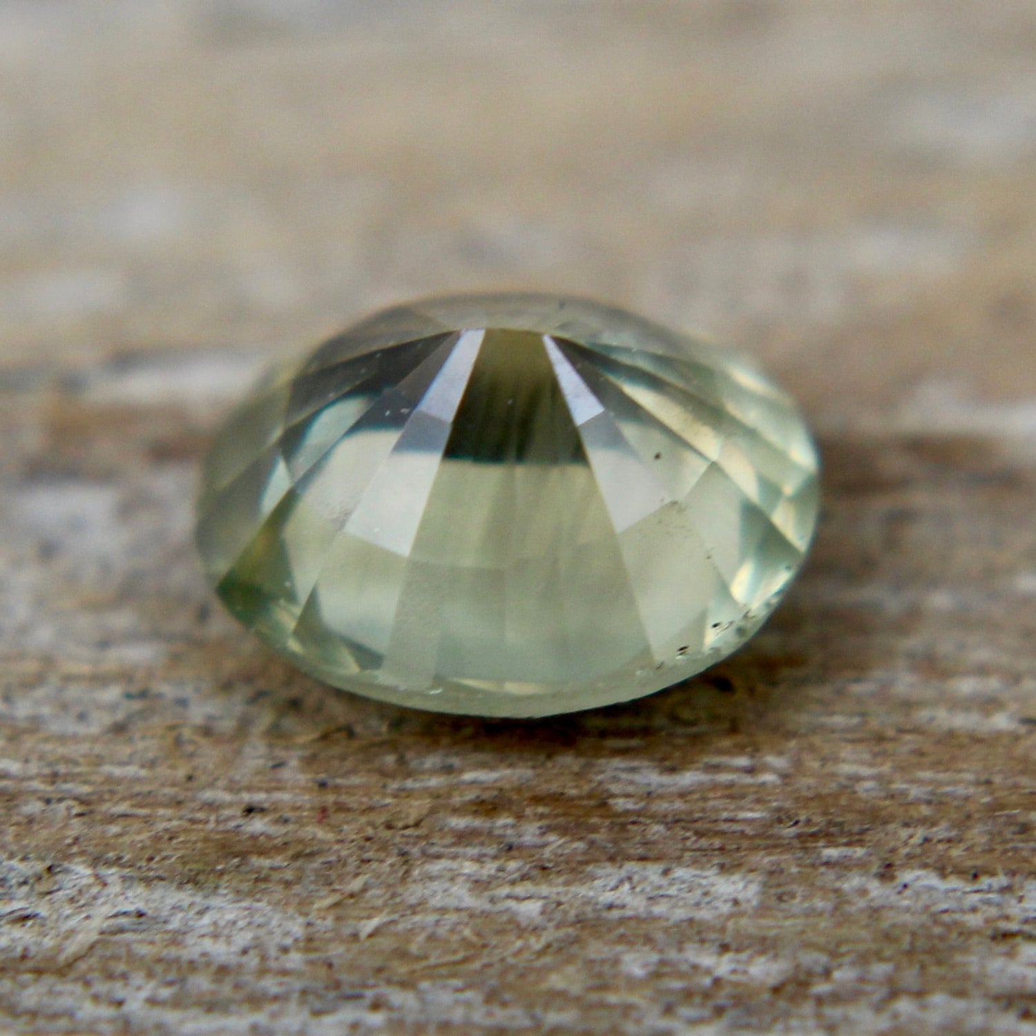 Natural Green Sapphire - Sapphirepal