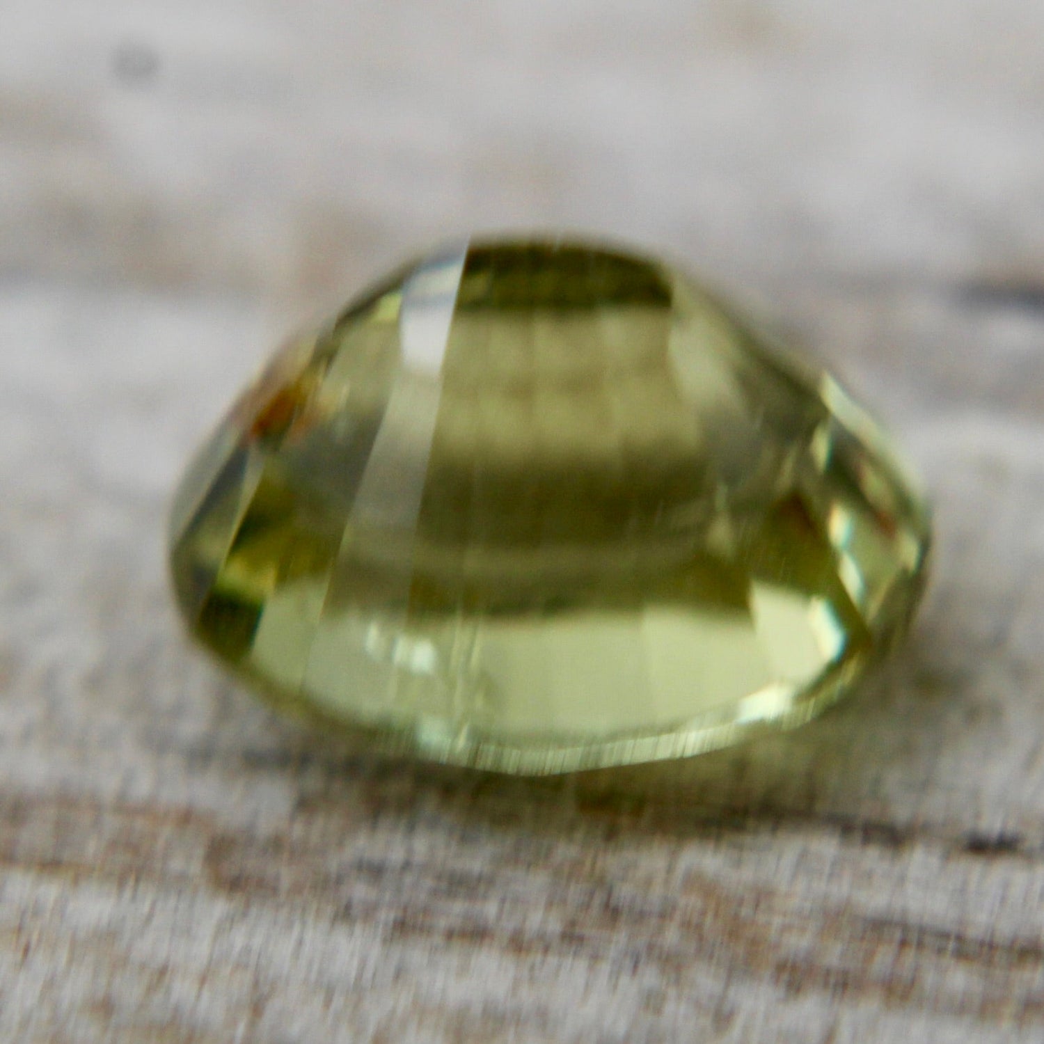 Natural Green Sapphire - Sapphirepal