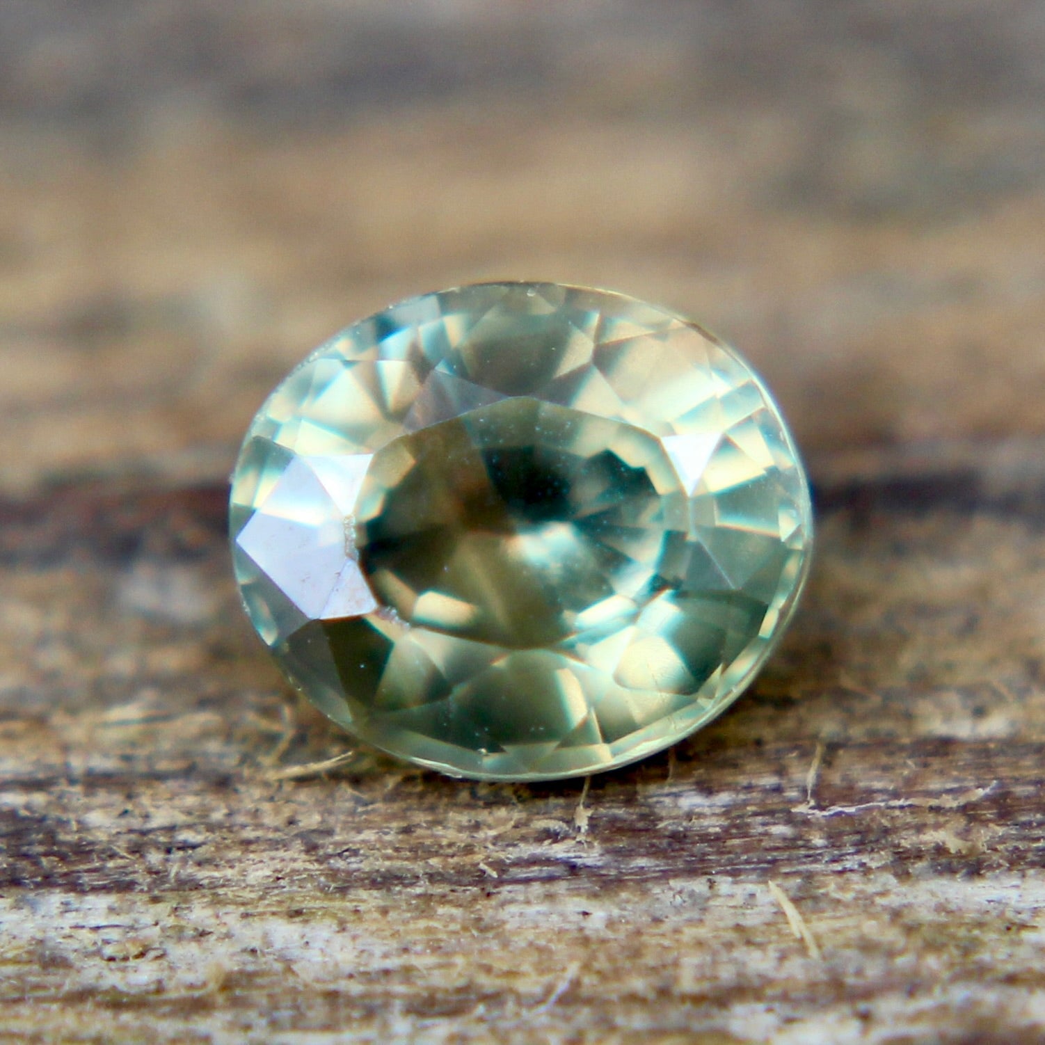 Natural Green Sapphire - Sapphirepal