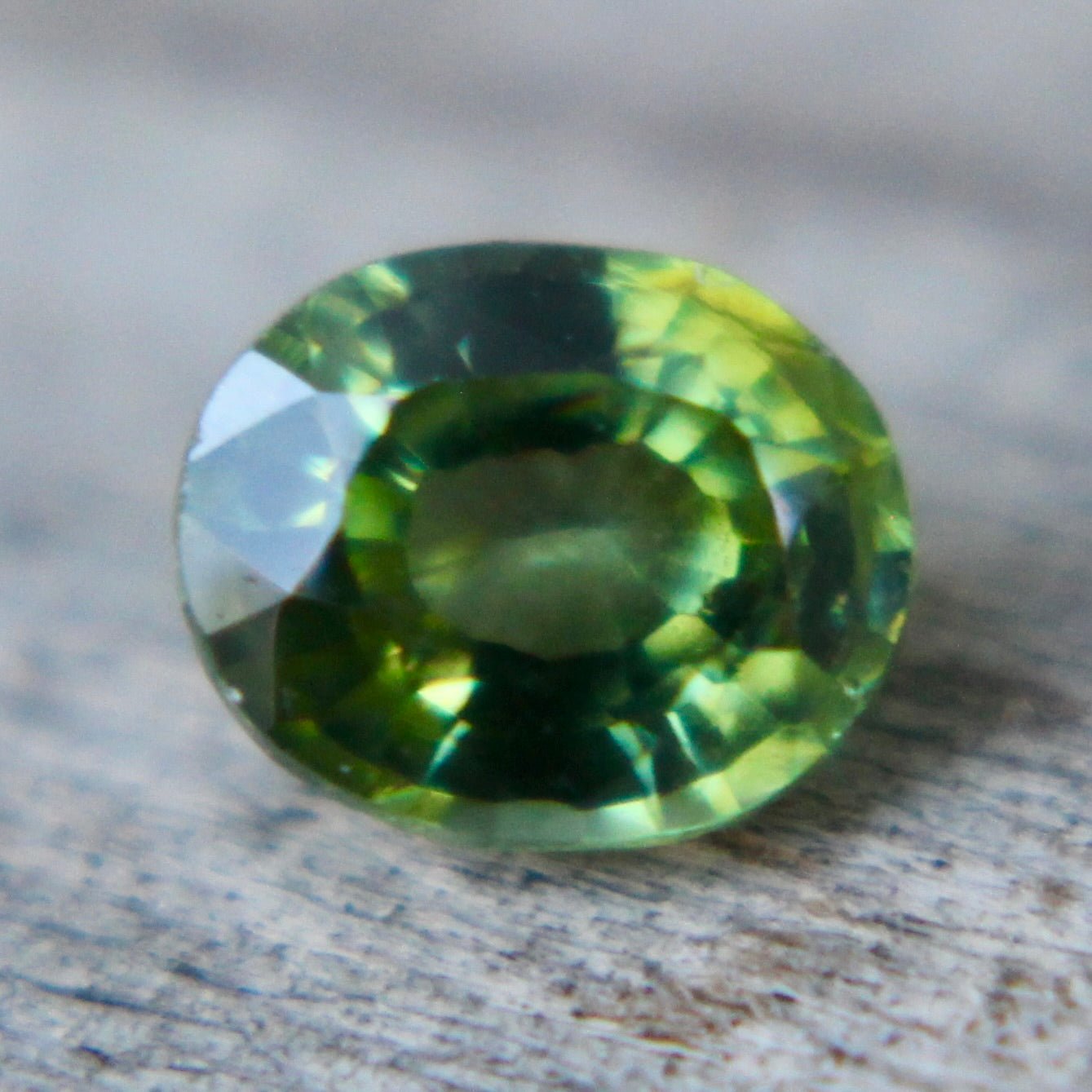 Natural Green Sapphire - Sapphirepal