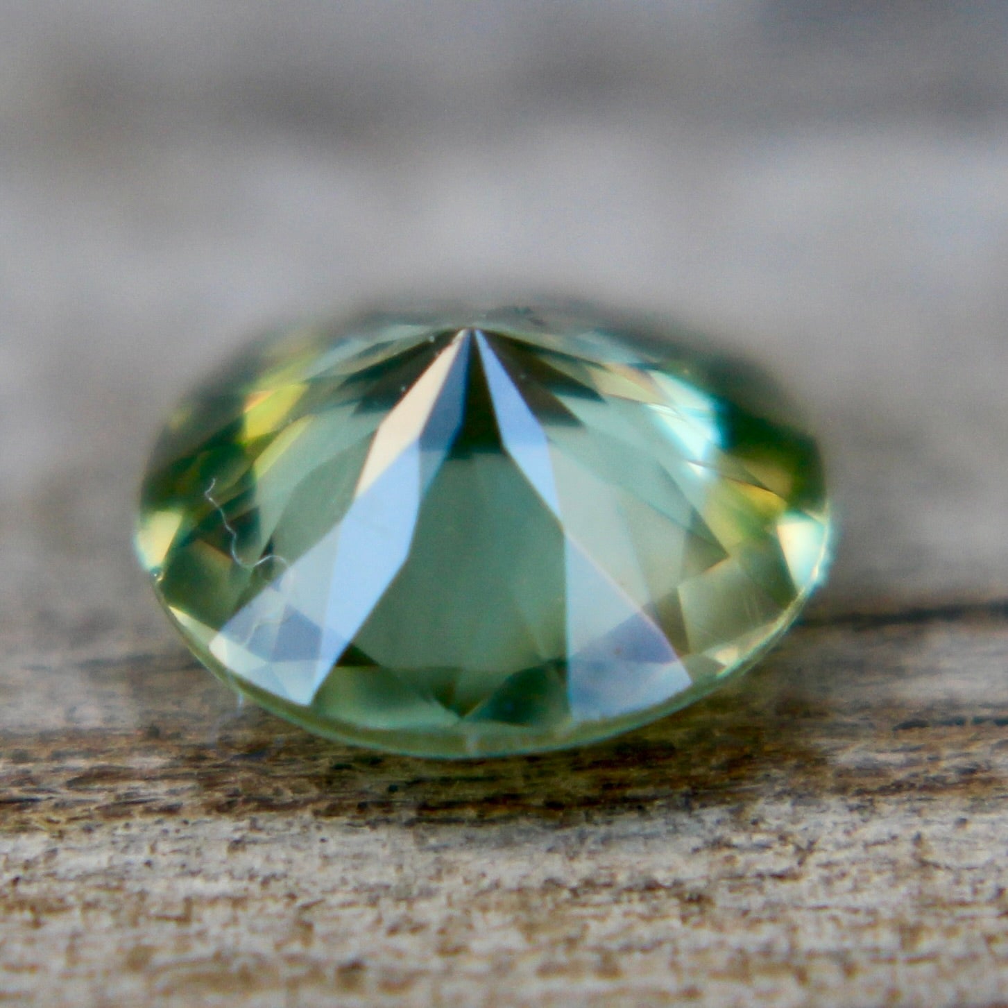 Natural Green Sapphire - Sapphirepal